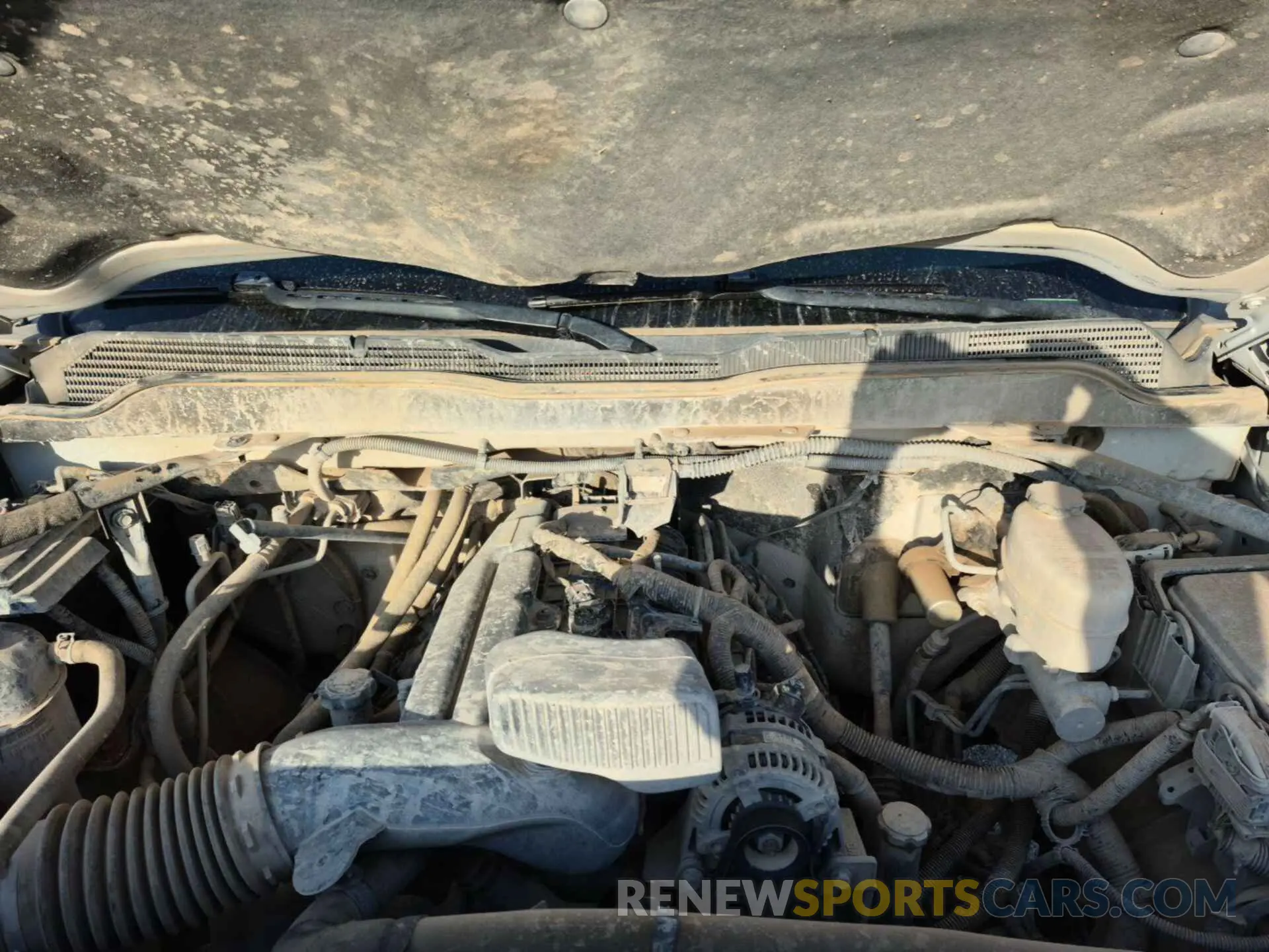 6 Photograph of a damaged car 2GC2KREGXK1115628 CHEVROLET SILVERADO 2500HD 2019