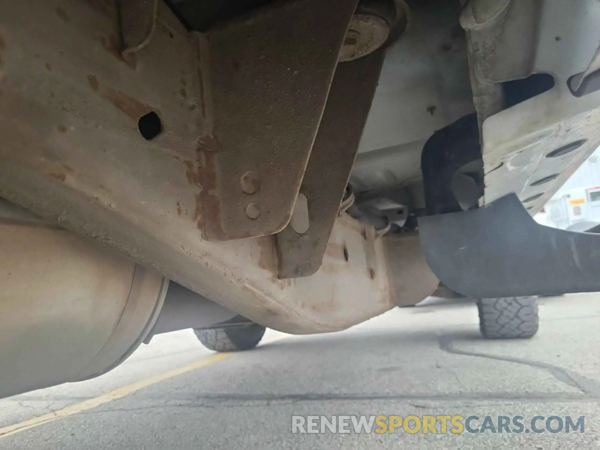 21 Photograph of a damaged car 2GC2KREGXK1187204 CHEVROLET SILVERADO 2500HD 2019
