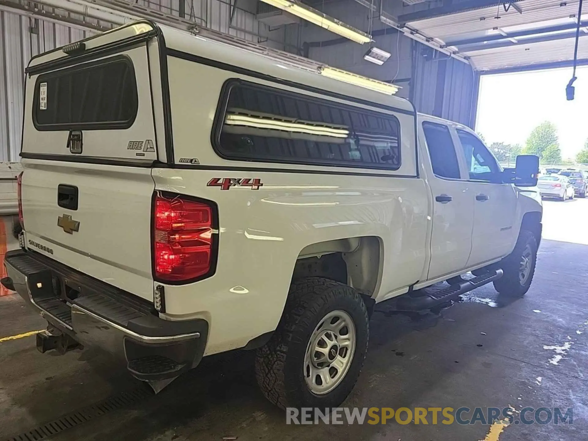 42 Photograph of a damaged car 2GC2KREGXK1187204 CHEVROLET SILVERADO 2500HD 2019