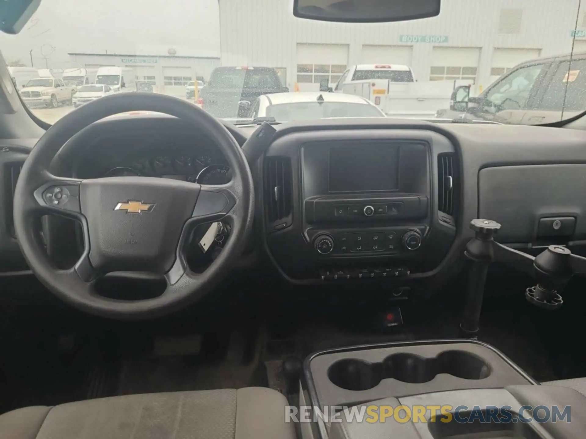 52 Photograph of a damaged car 2GC2KREGXK1187204 CHEVROLET SILVERADO 2500HD 2019