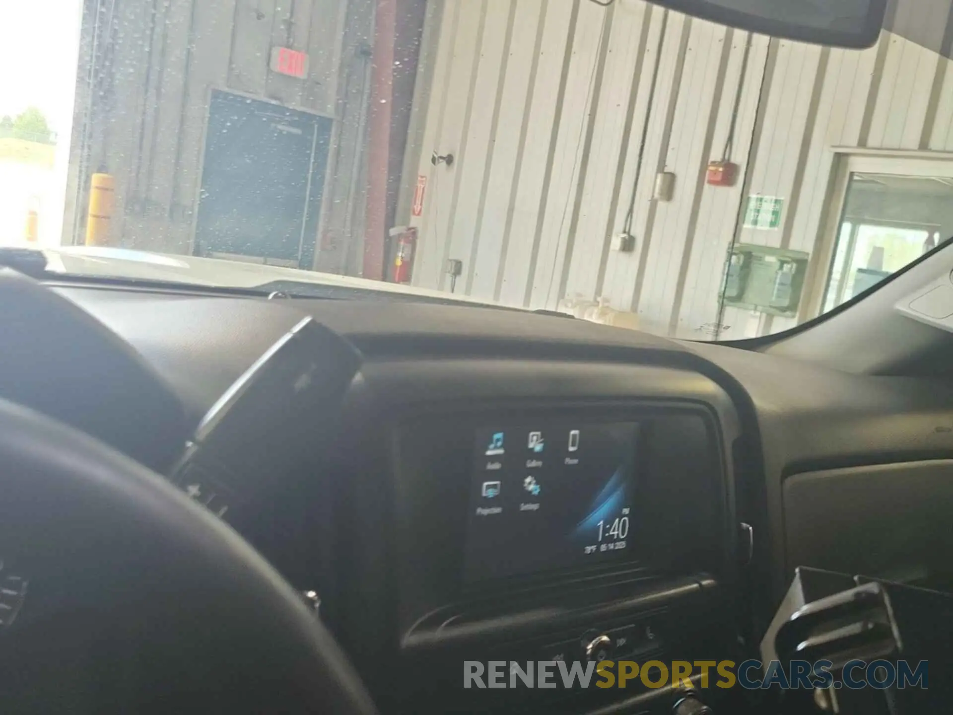 9 Photograph of a damaged car 2GC2KREGXK1187204 CHEVROLET SILVERADO 2500HD 2019