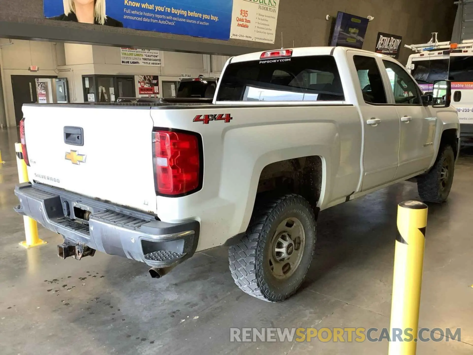 4 Photograph of a damaged car 2GC2KSEG0K1211890 CHEVROLET SILVERADO 2500HD 2019