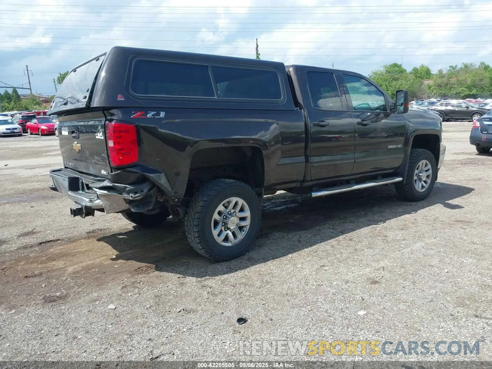 4 Photograph of a damaged car 2GC2KSEGXK1220113 CHEVROLET SILVERADO 2500HD 2019