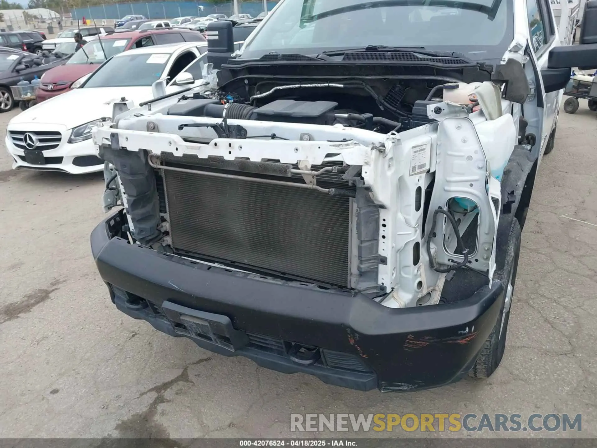 20 Photograph of a damaged car 1GB2WLE78LF284403 CHEVROLET SILVERADO 2500HD 2020
