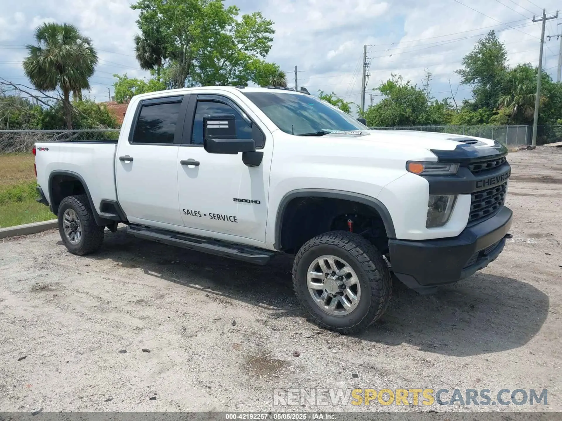 1 Photograph of a damaged car 1GC1YLEYXLF190842 CHEVROLET SILVERADO 2500HD 2020
