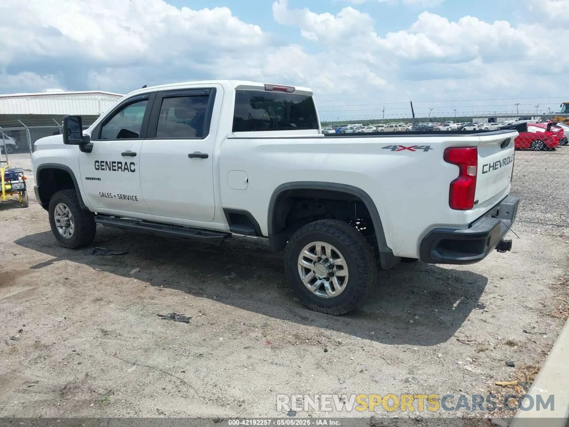 3 Photograph of a damaged car 1GC1YLEYXLF190842 CHEVROLET SILVERADO 2500HD 2020