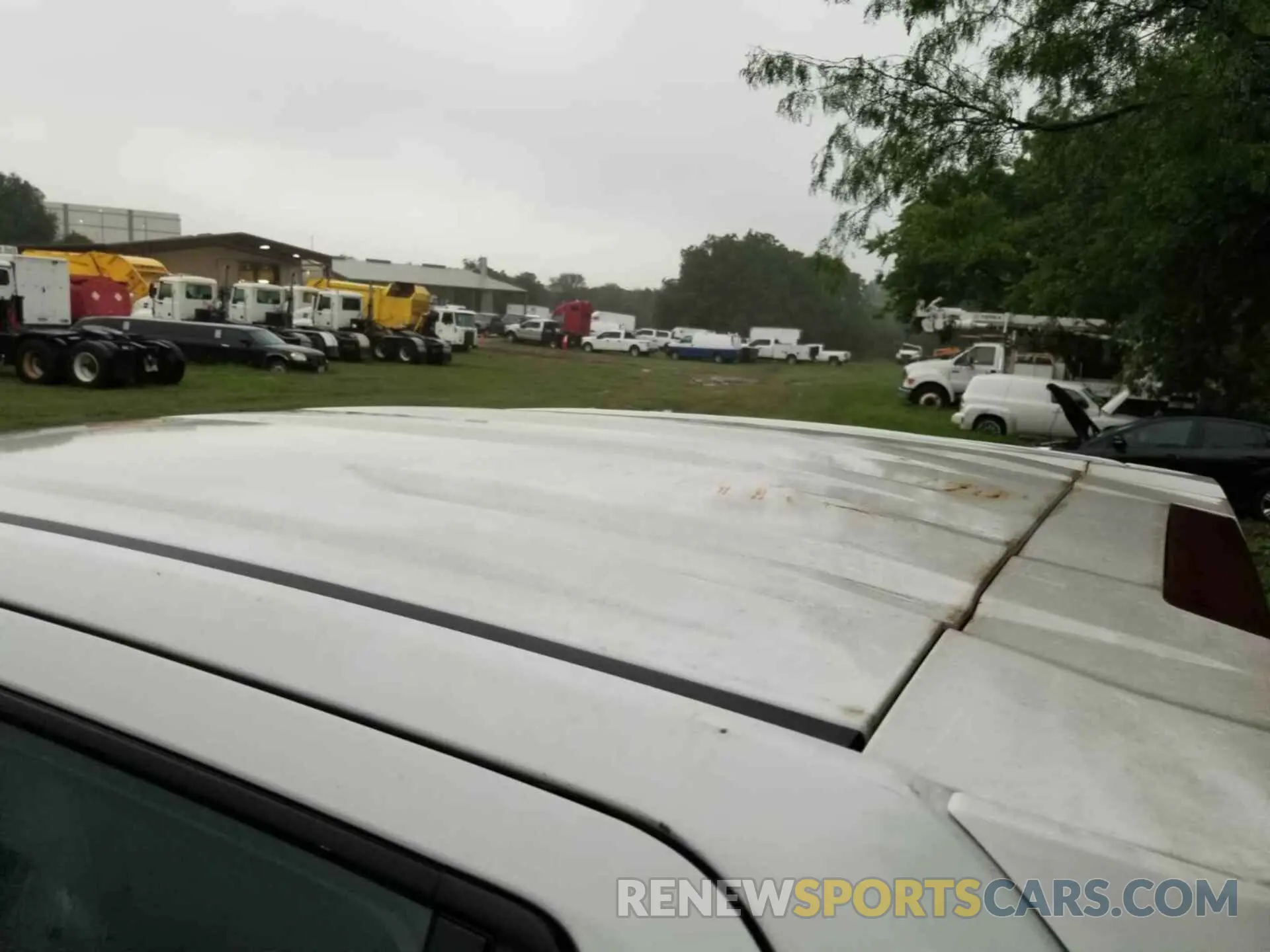 19 Photograph of a damaged car 1GC2YLE78LF261595 CHEVROLET SILVERADO 2500HD 2020