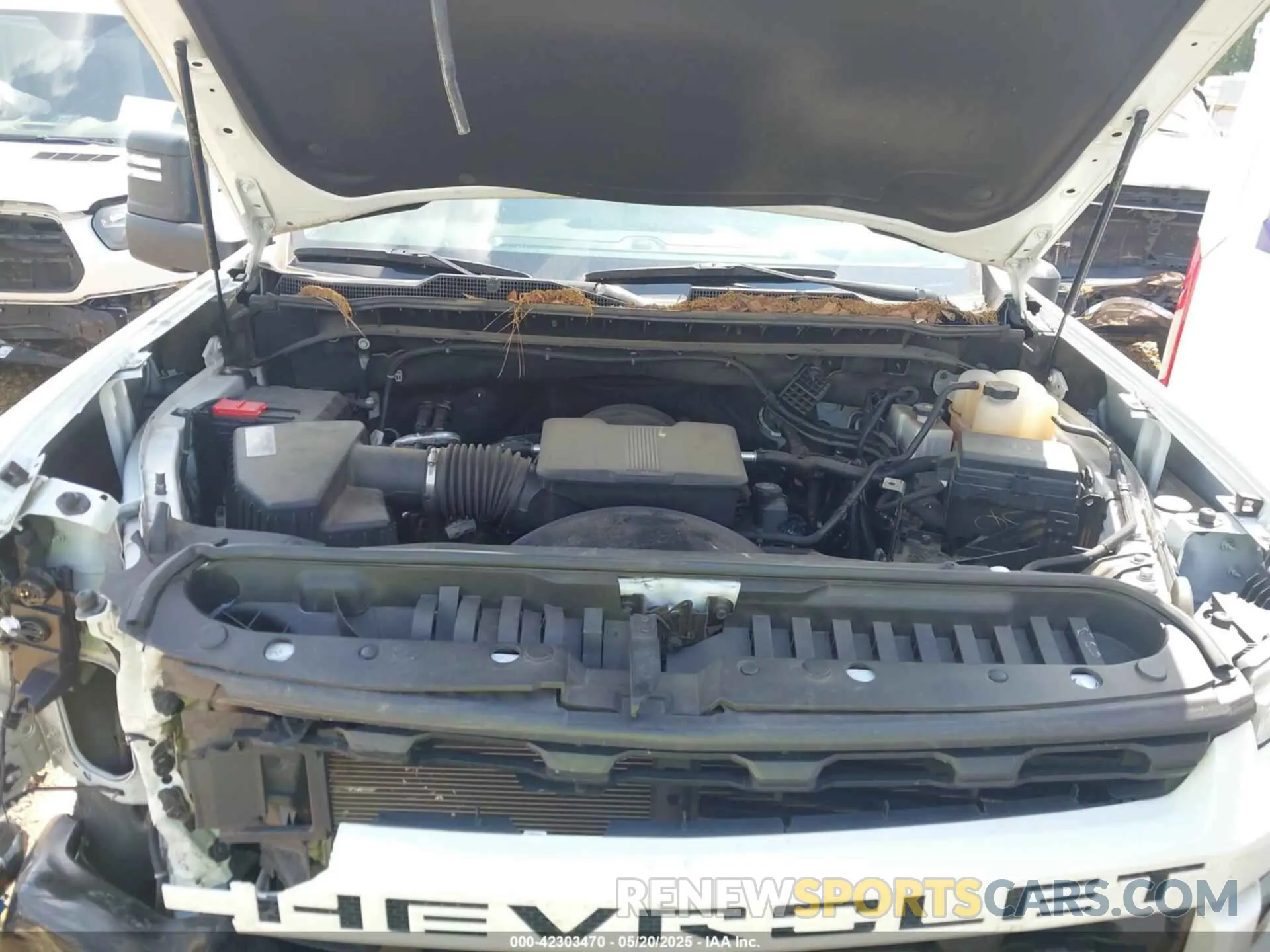9 Photograph of a damaged car 1GC4WME73LF334442 CHEVROLET SILVERADO 2500HD 2020