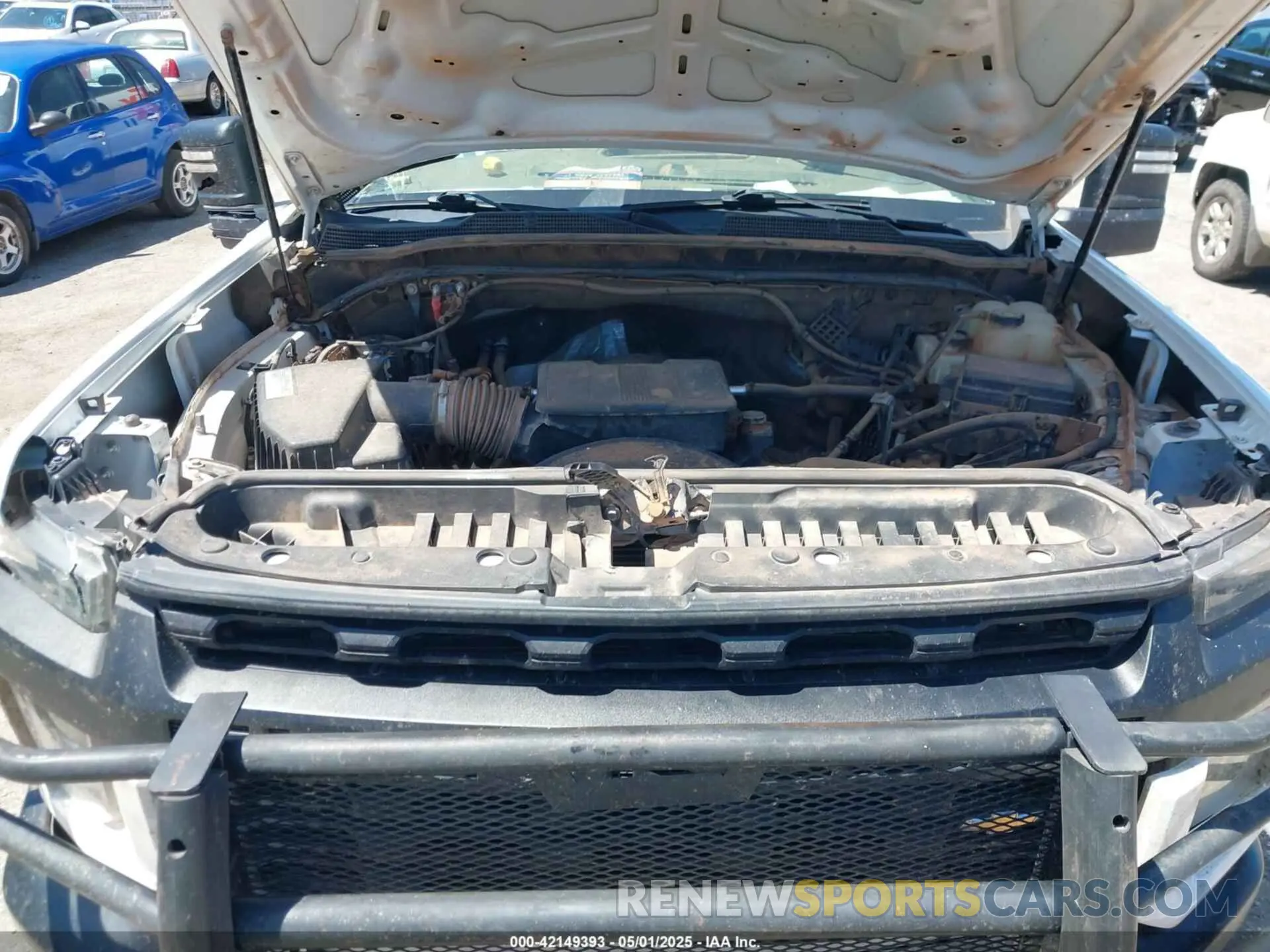 9 Photograph of a damaged car 1GC4YLE78LF105114 CHEVROLET SILVERADO 2500HD 2020