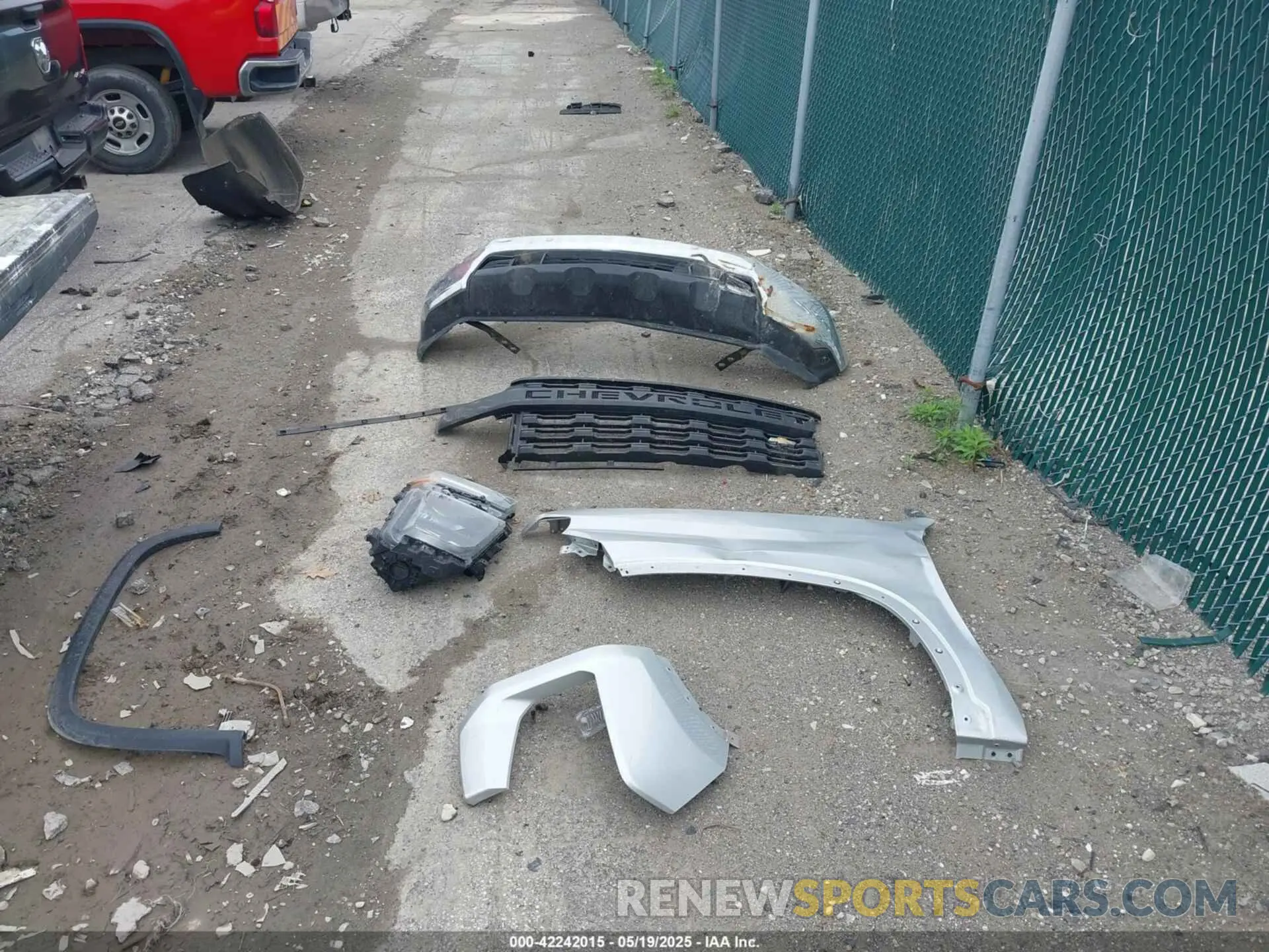 12 Photograph of a damaged car 1GC4YLE78LF177284 CHEVROLET SILVERADO 2500HD 2020