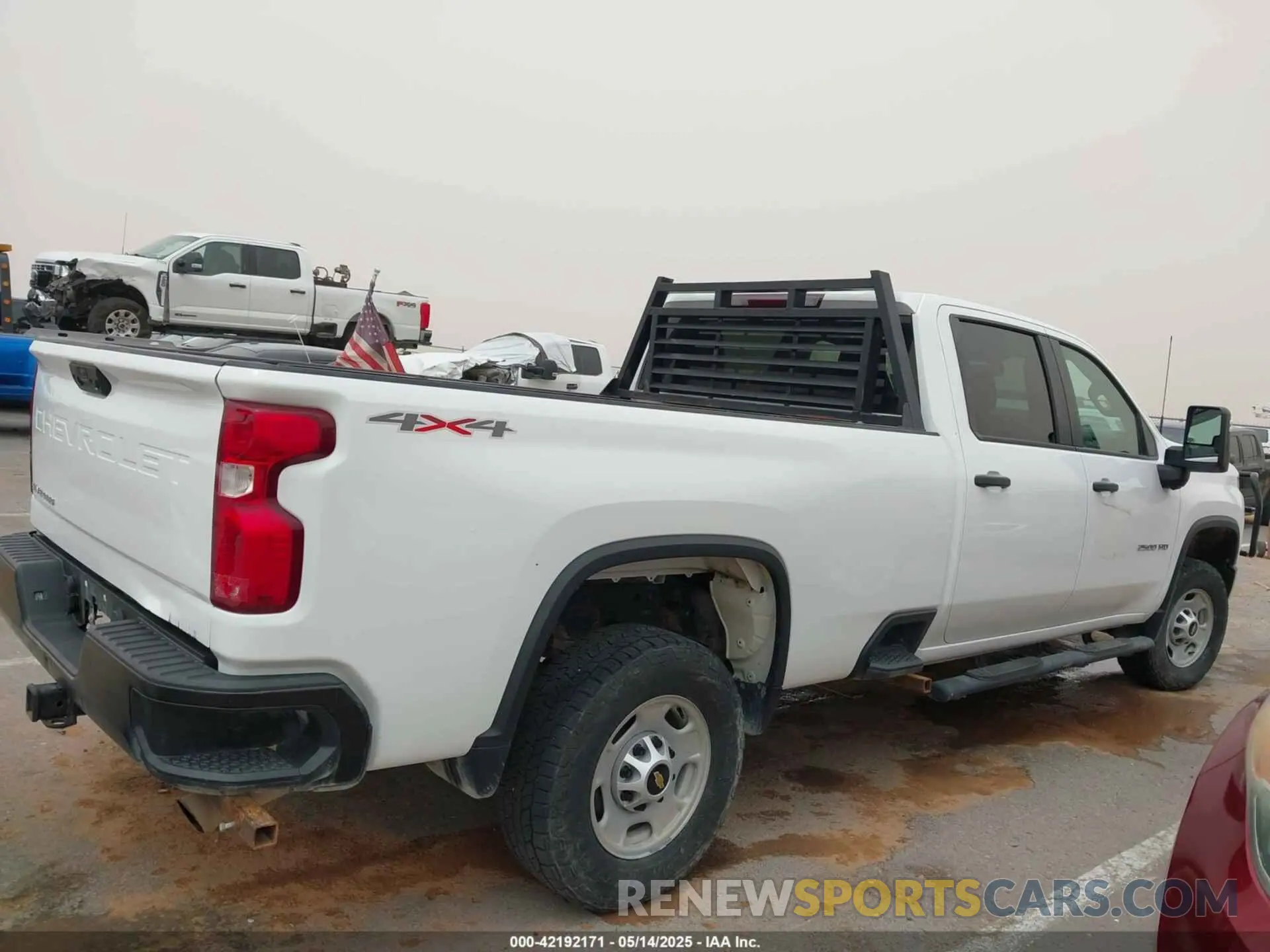 13 Photograph of a damaged car 1GC1YLE70MF136474 CHEVROLET SILVERADO 2500HD 2021