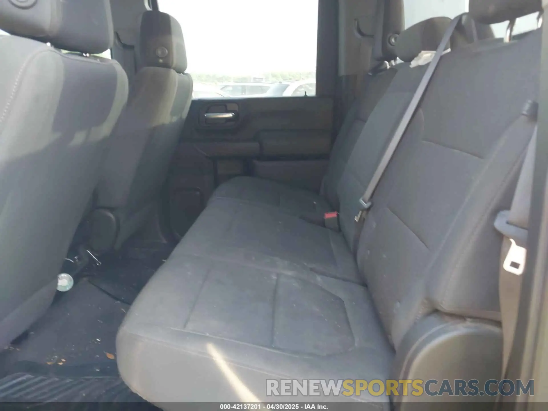6 Photograph of a damaged car 1GC4WME70MF305286 CHEVROLET SILVERADO 2500HD 2021