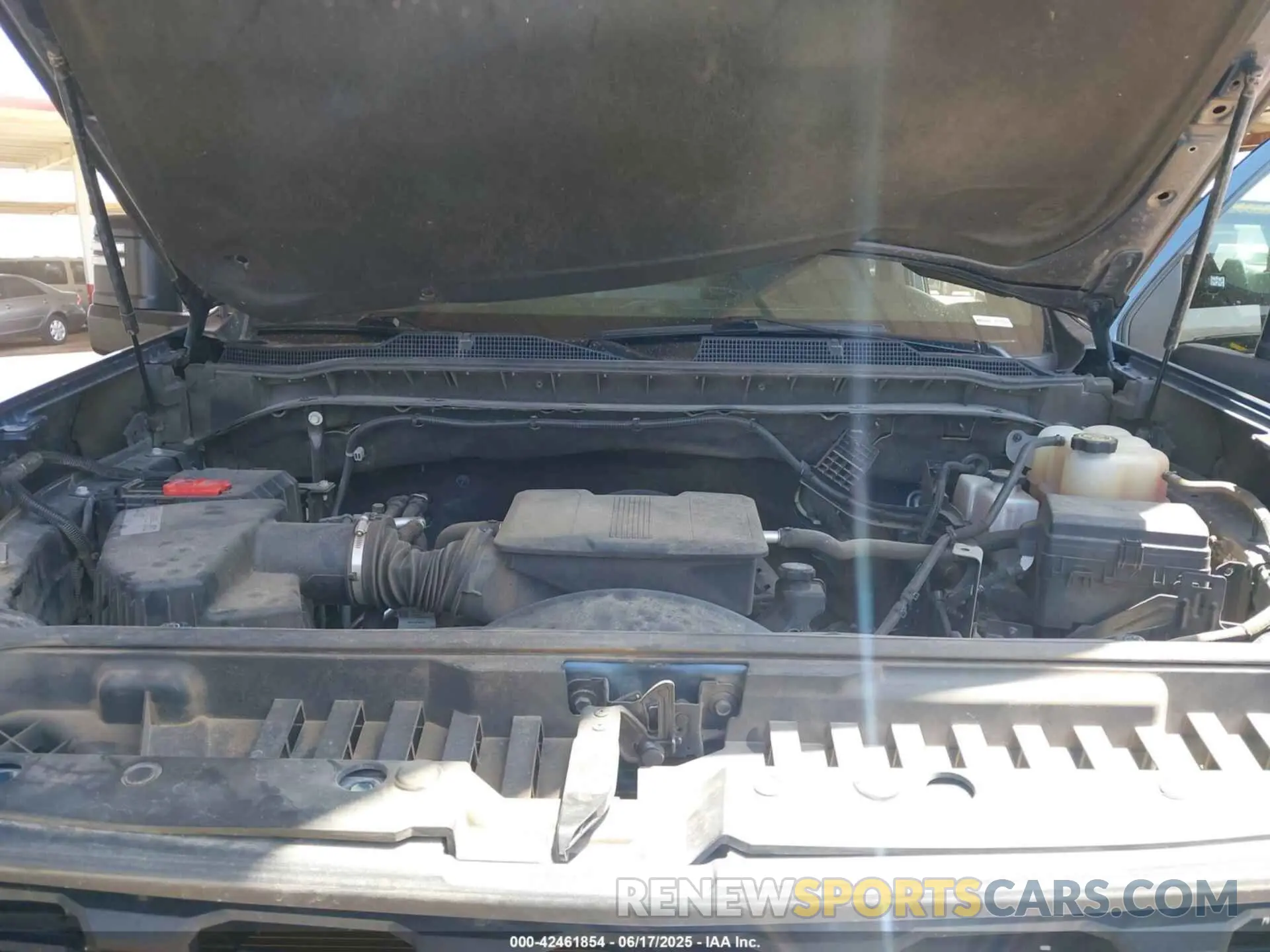 10 Photograph of a damaged car 1GC4YNE77MF180867 CHEVROLET SILVERADO 2500HD 2021