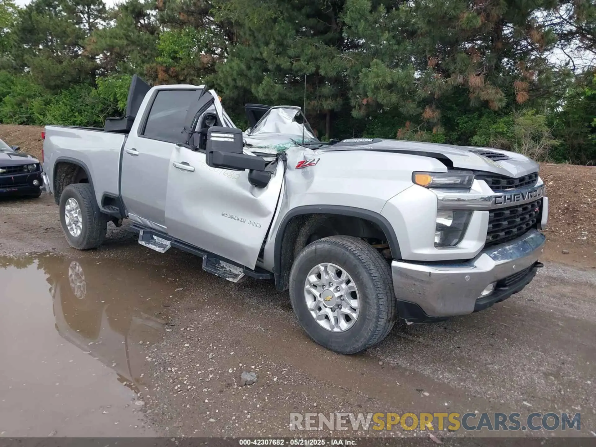 1 Фотография поврежденного автомобиля 1GC4YNEY8MF218924 CHEVROLET SILVERADO 2500HD 2021