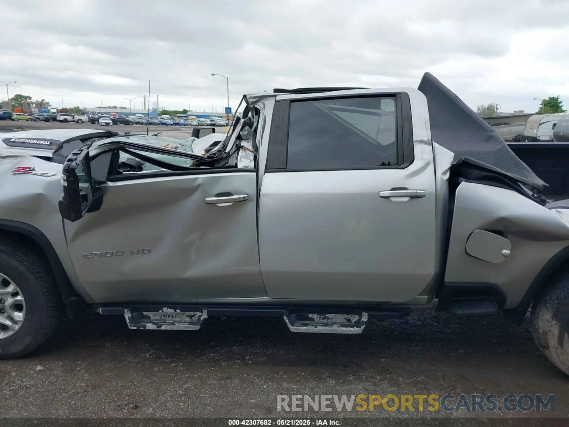 14 Фотография поврежденного автомобиля 1GC4YNEY8MF218924 CHEVROLET SILVERADO 2500HD 2021