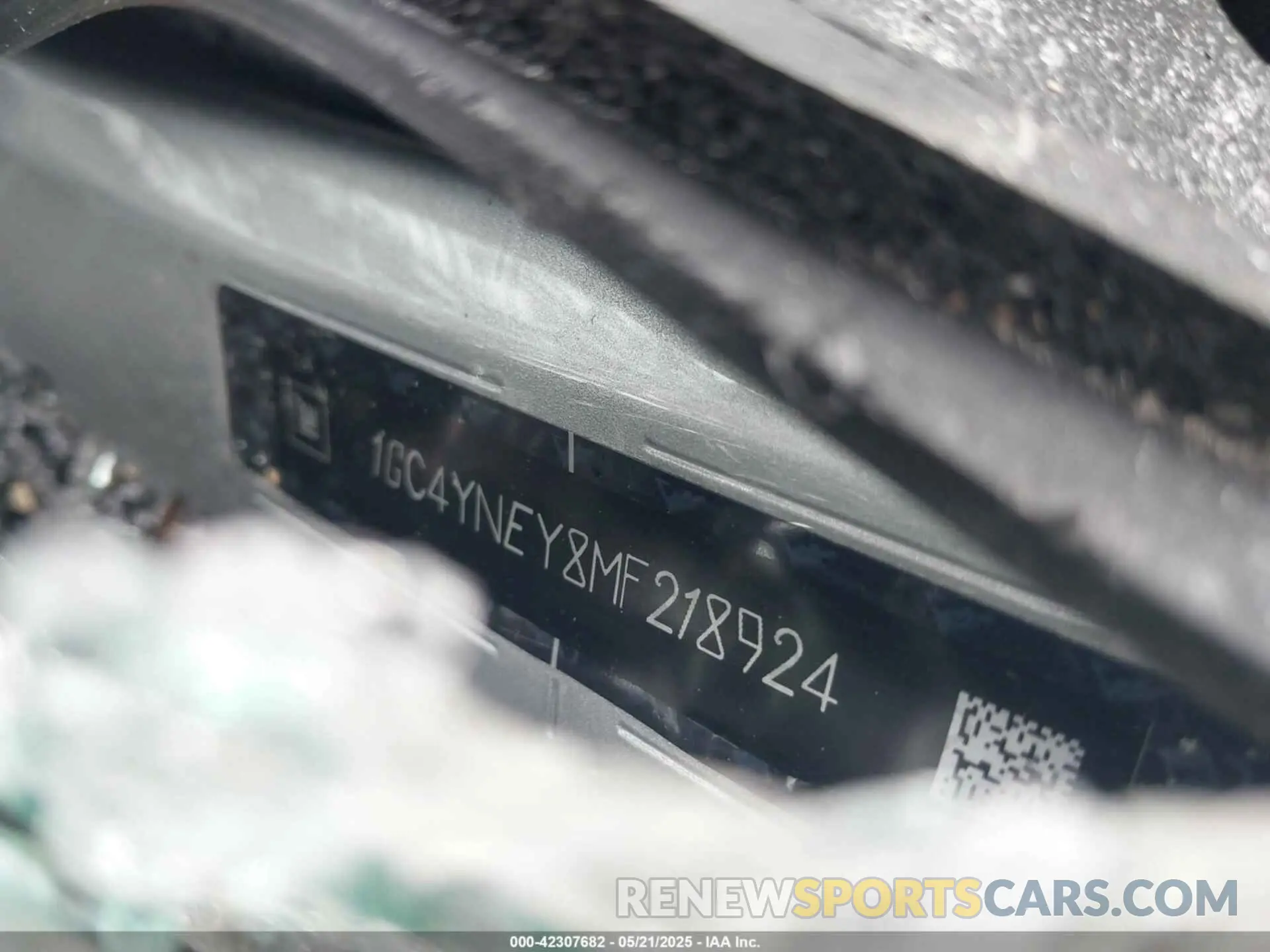 8 Фотография поврежденного автомобиля 1GC4YNEY8MF218924 CHEVROLET SILVERADO 2500HD 2021