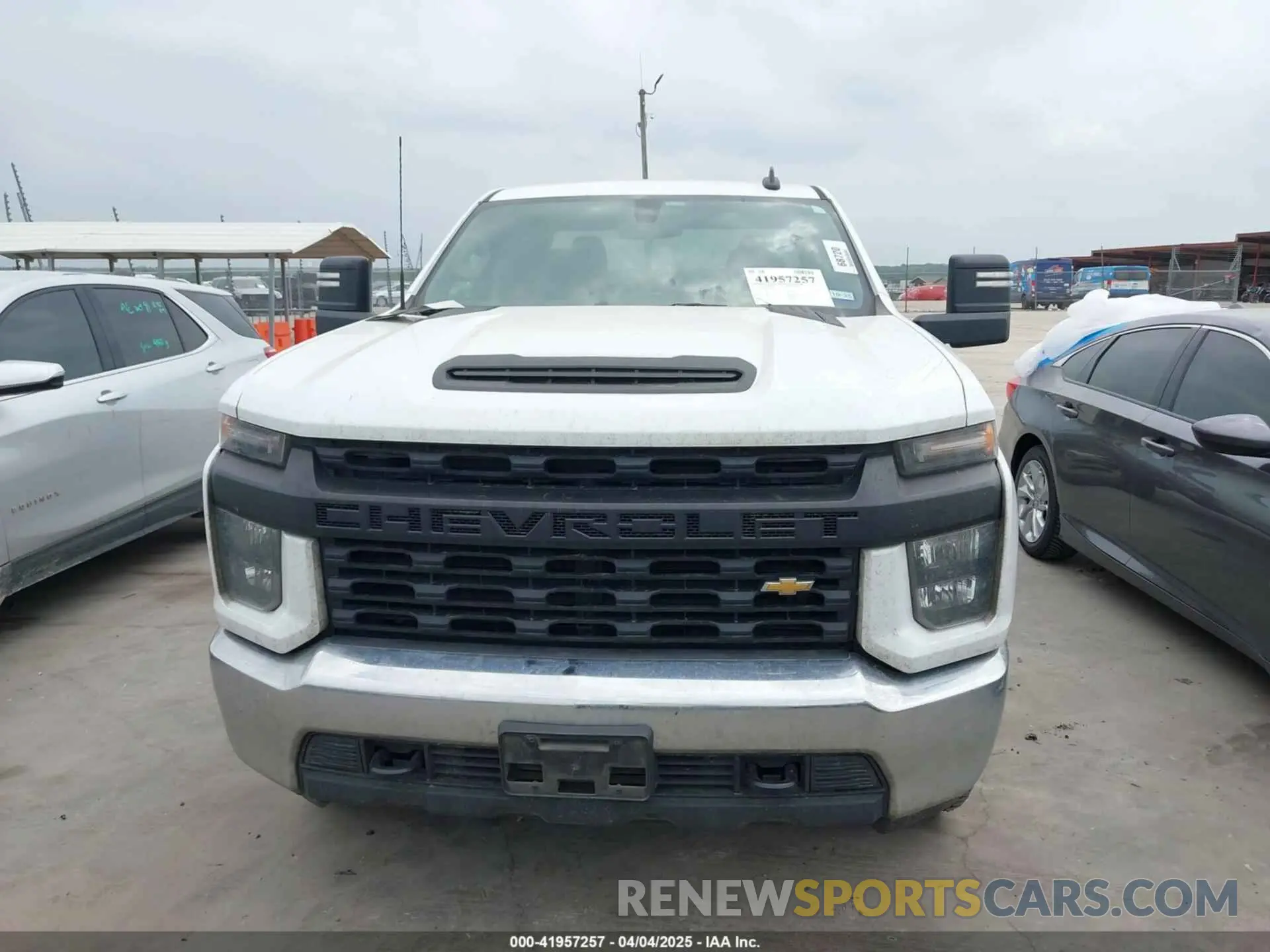 12 Фотография поврежденного автомобиля 1GB2WLE73NF142382 CHEVROLET SILVERADO 2500HD 2022