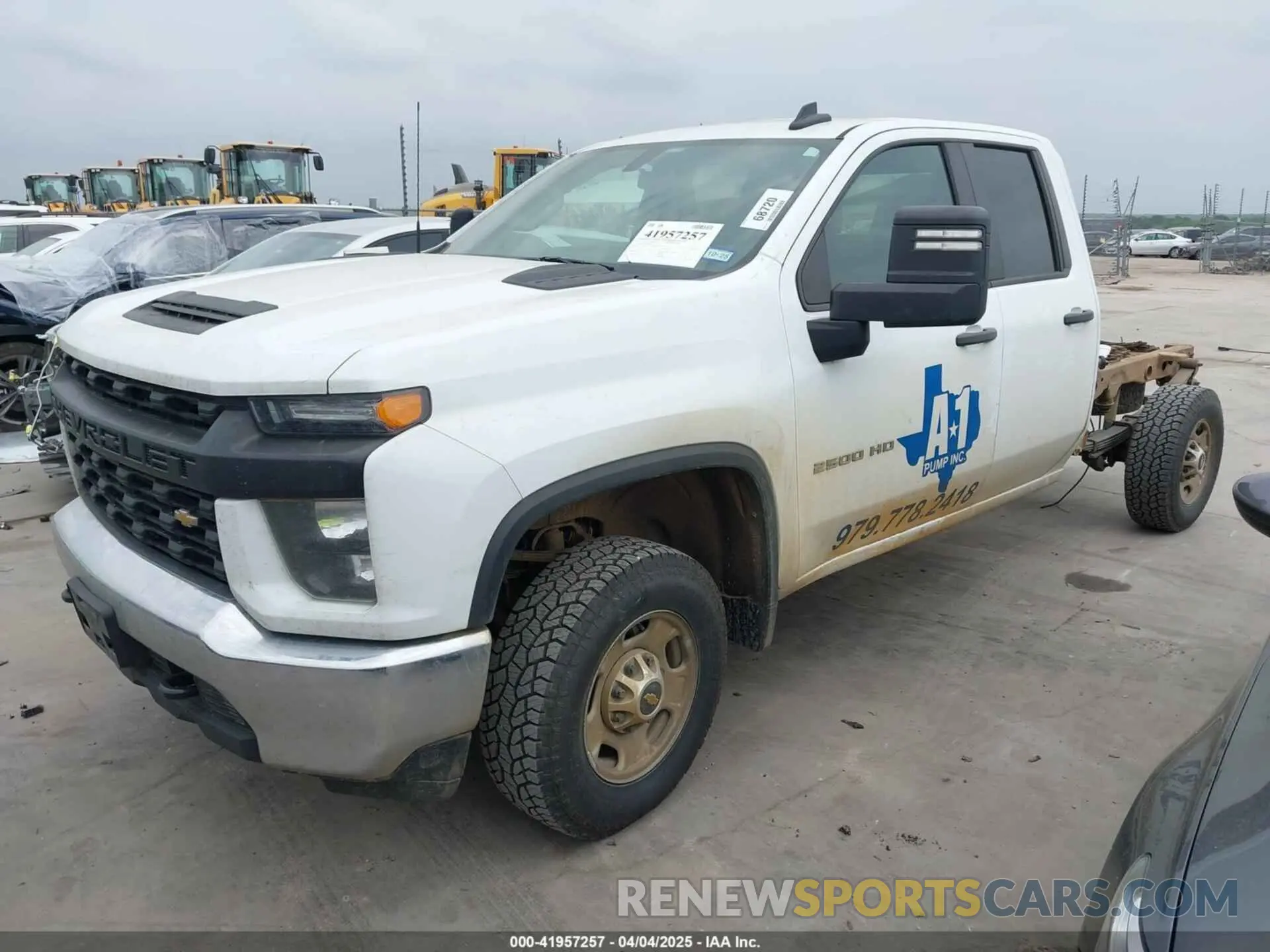 2 Фотография поврежденного автомобиля 1GB2WLE73NF142382 CHEVROLET SILVERADO 2500HD 2022