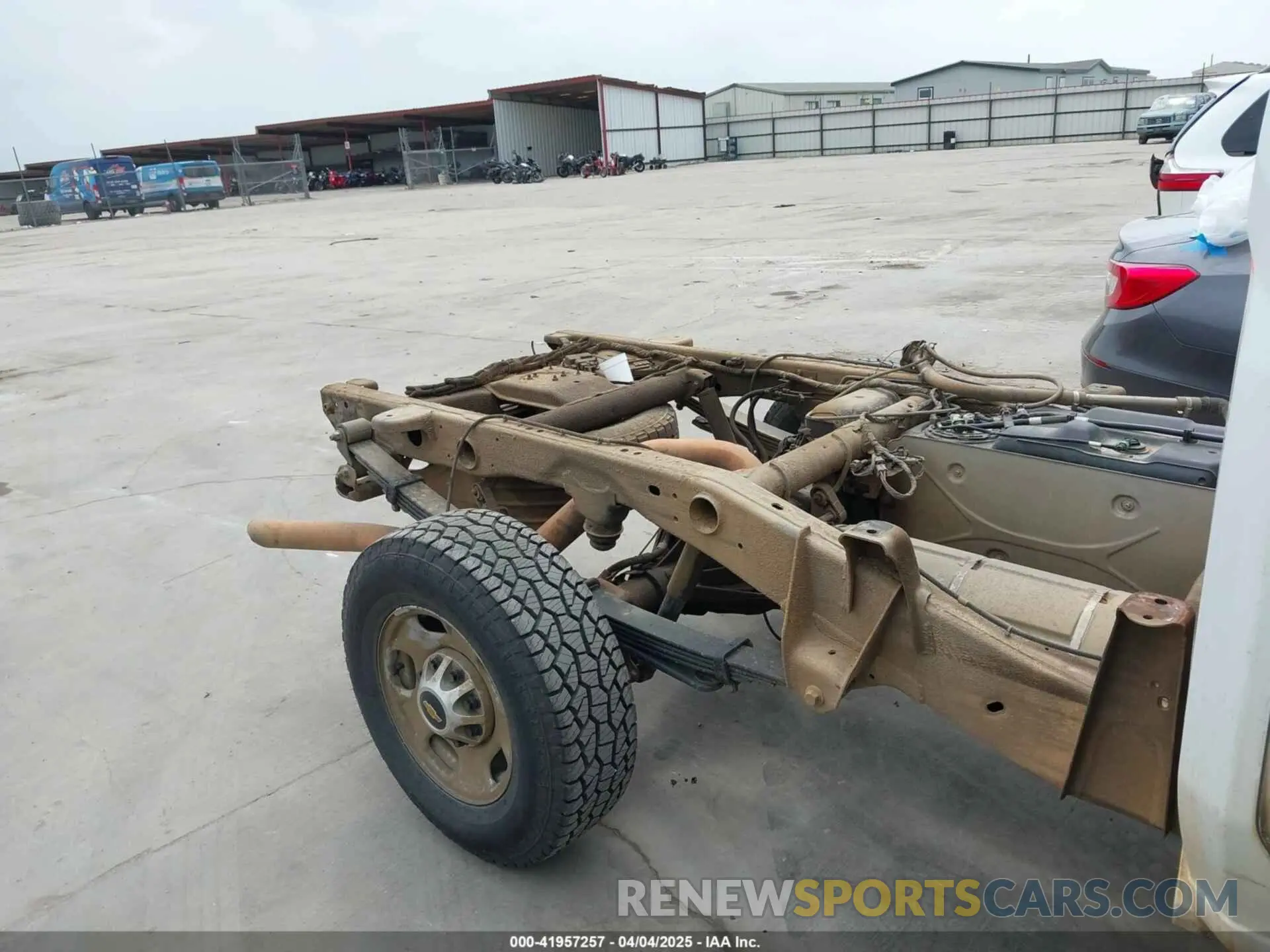 6 Фотография поврежденного автомобиля 1GB2WLE73NF142382 CHEVROLET SILVERADO 2500HD 2022