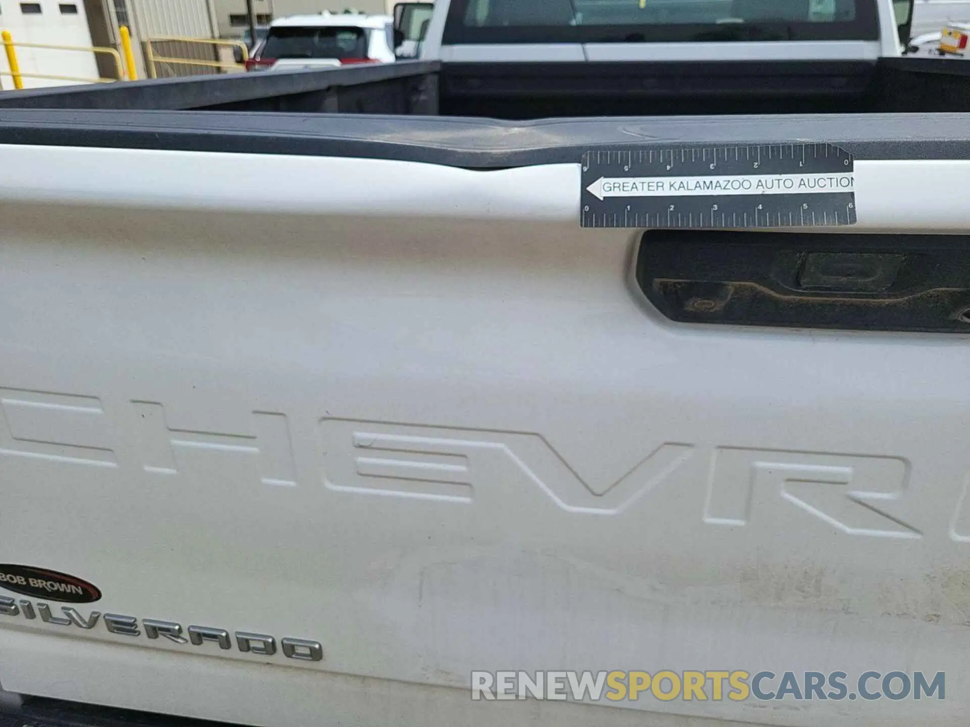 28 Photograph of a damaged car 1GC0YLE7XNF264234 CHEVROLET SILVERADO 2500HD 2022