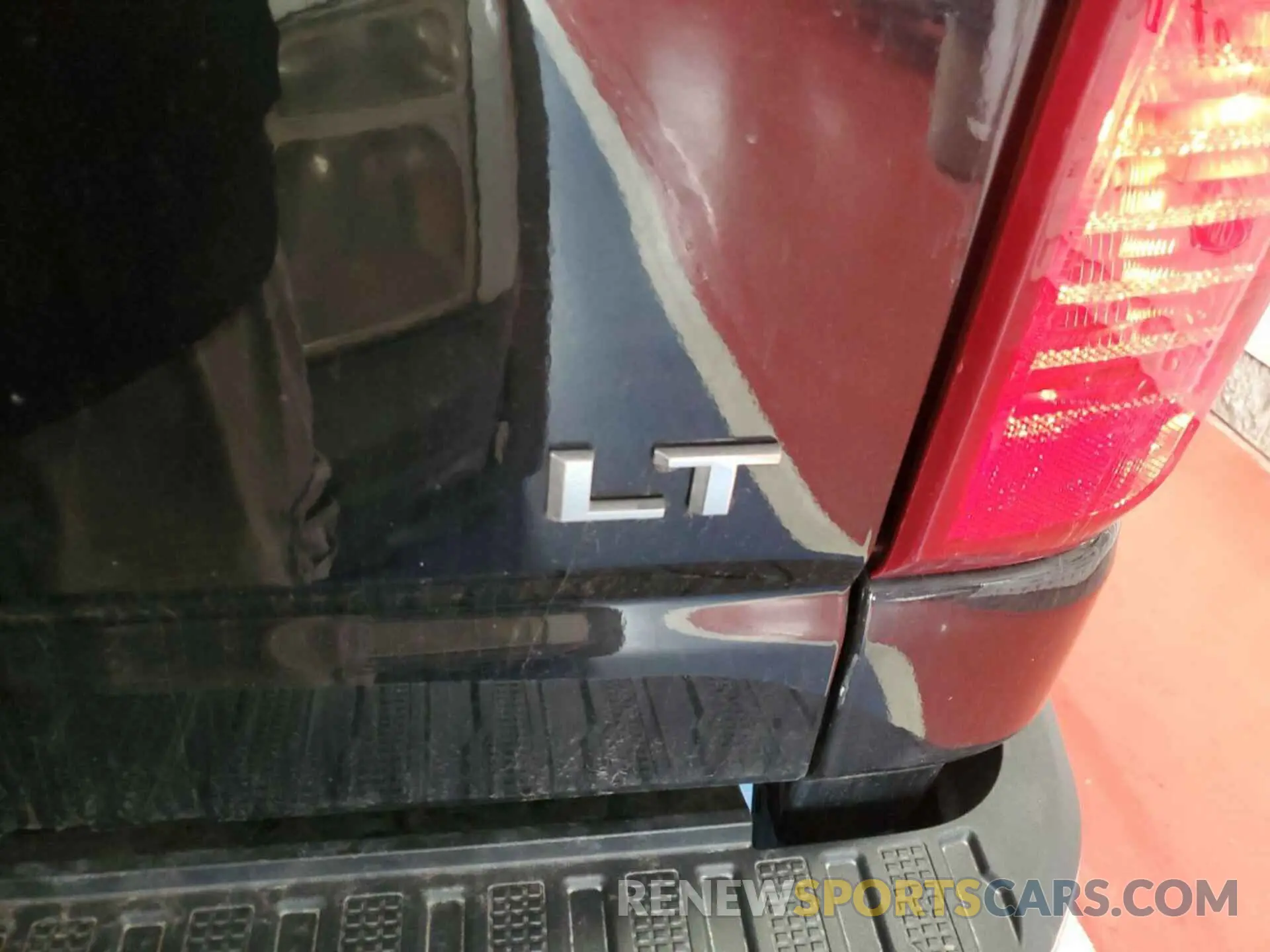 22 Photograph of a damaged car 1GC1YNEY1NF268083 CHEVROLET SILVERADO 2500HD 2022