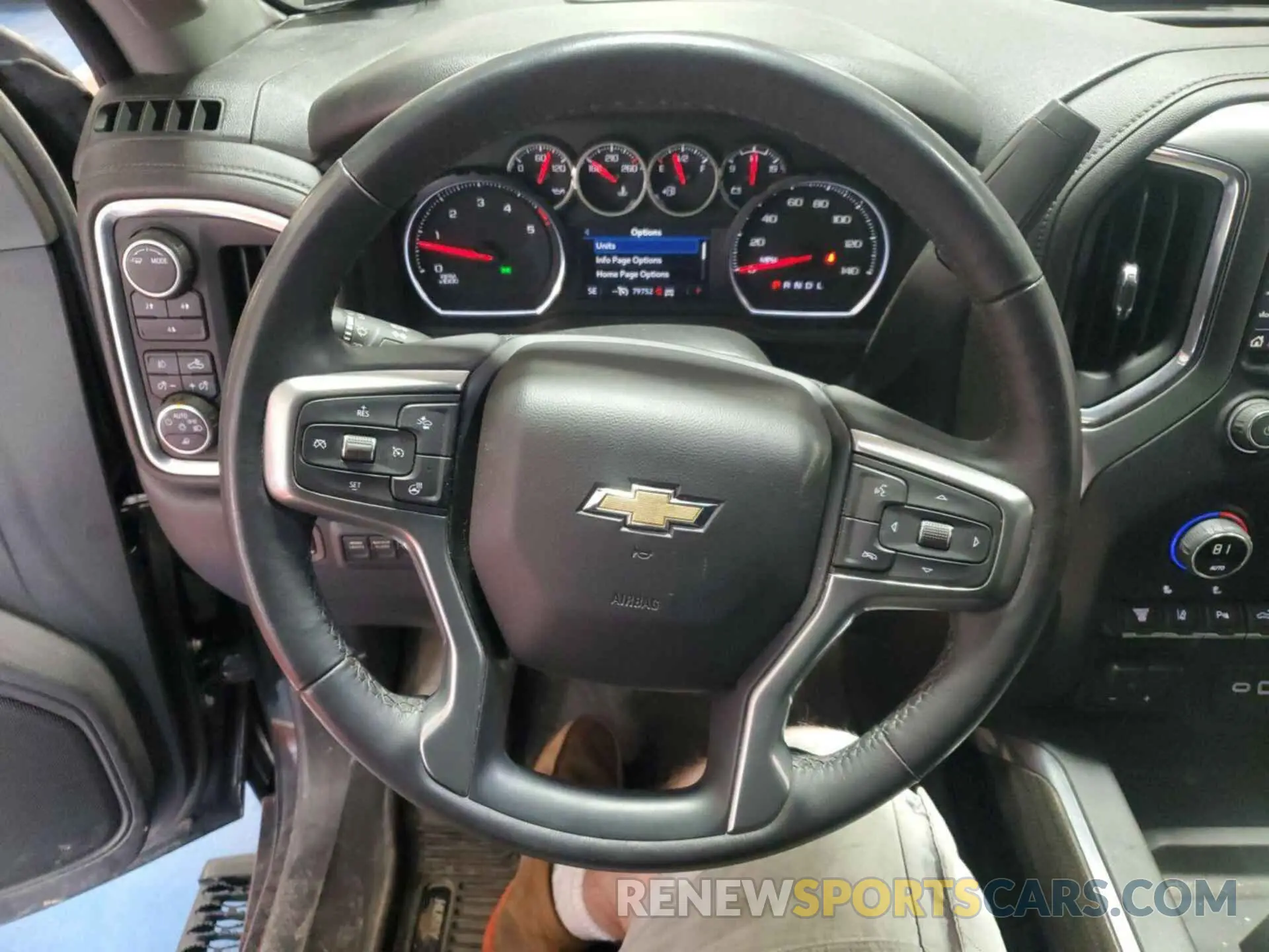 25 Photograph of a damaged car 1GC1YNEY1NF268083 CHEVROLET SILVERADO 2500HD 2022