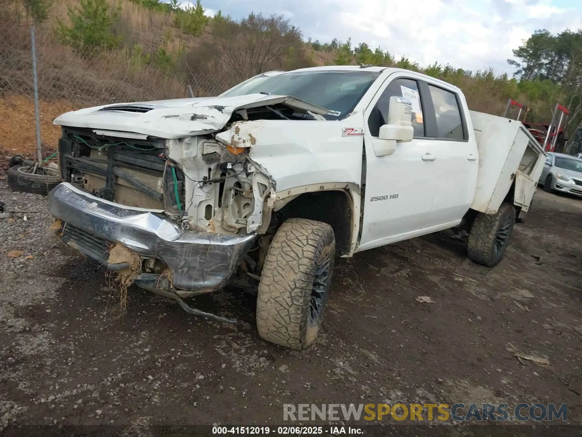 2 Photograph of a damaged car 1GC1YNEY7NF246461 CHEVROLET SILVERADO 2500HD 2022