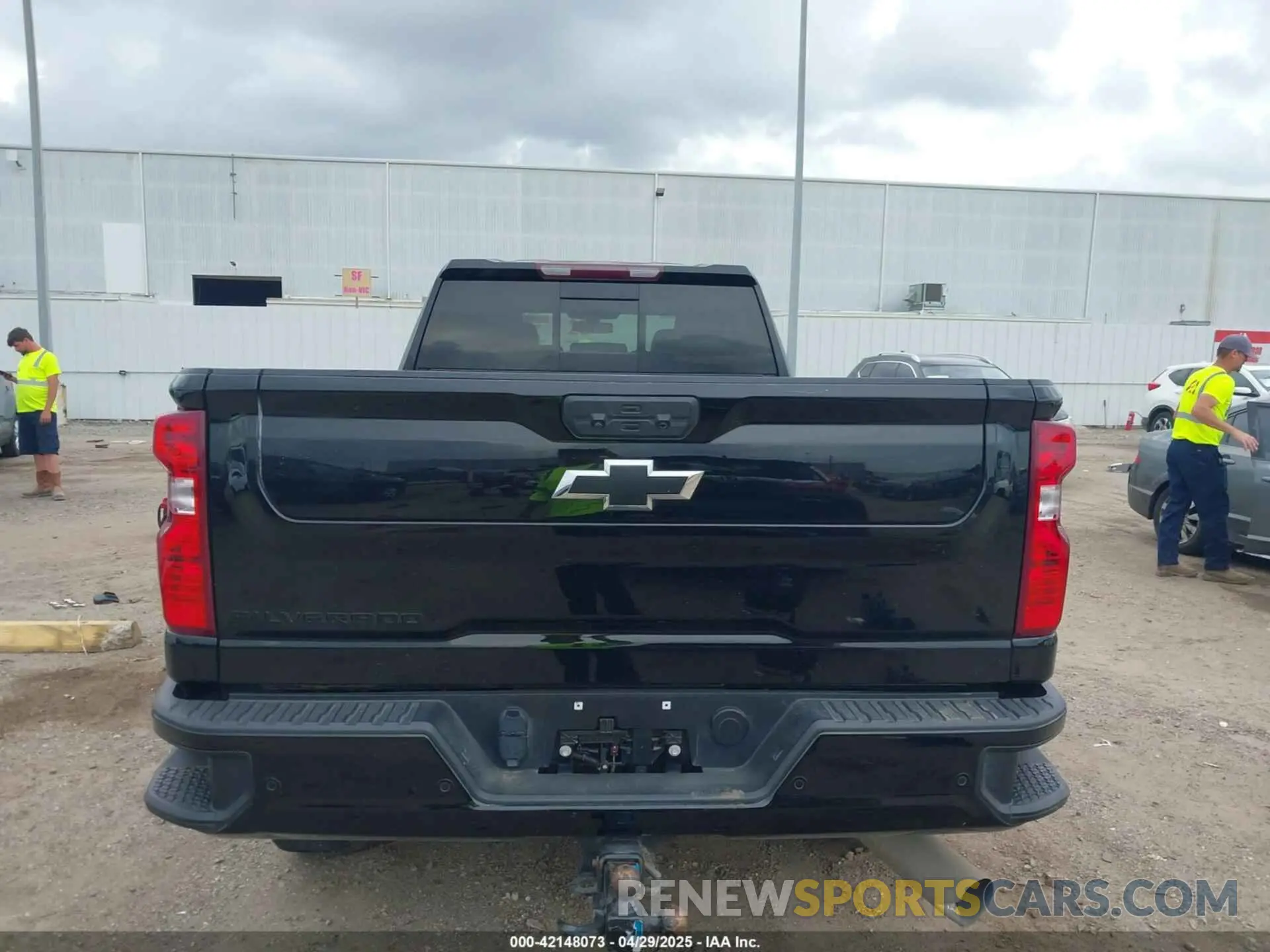 16 Photograph of a damaged car 1GC1YNEY9NF286265 CHEVROLET SILVERADO 2500HD 2022