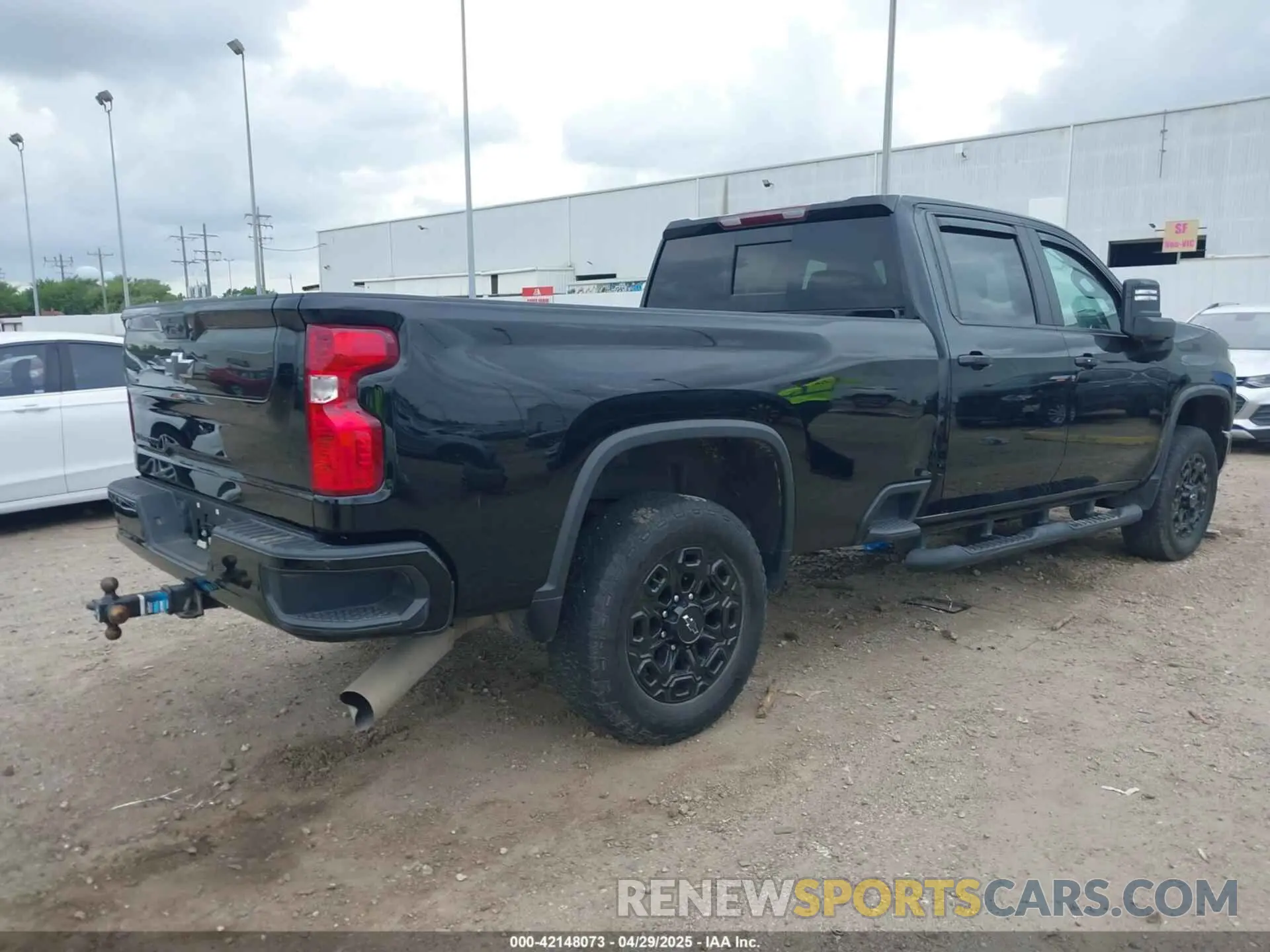 4 Photograph of a damaged car 1GC1YNEY9NF286265 CHEVROLET SILVERADO 2500HD 2022
