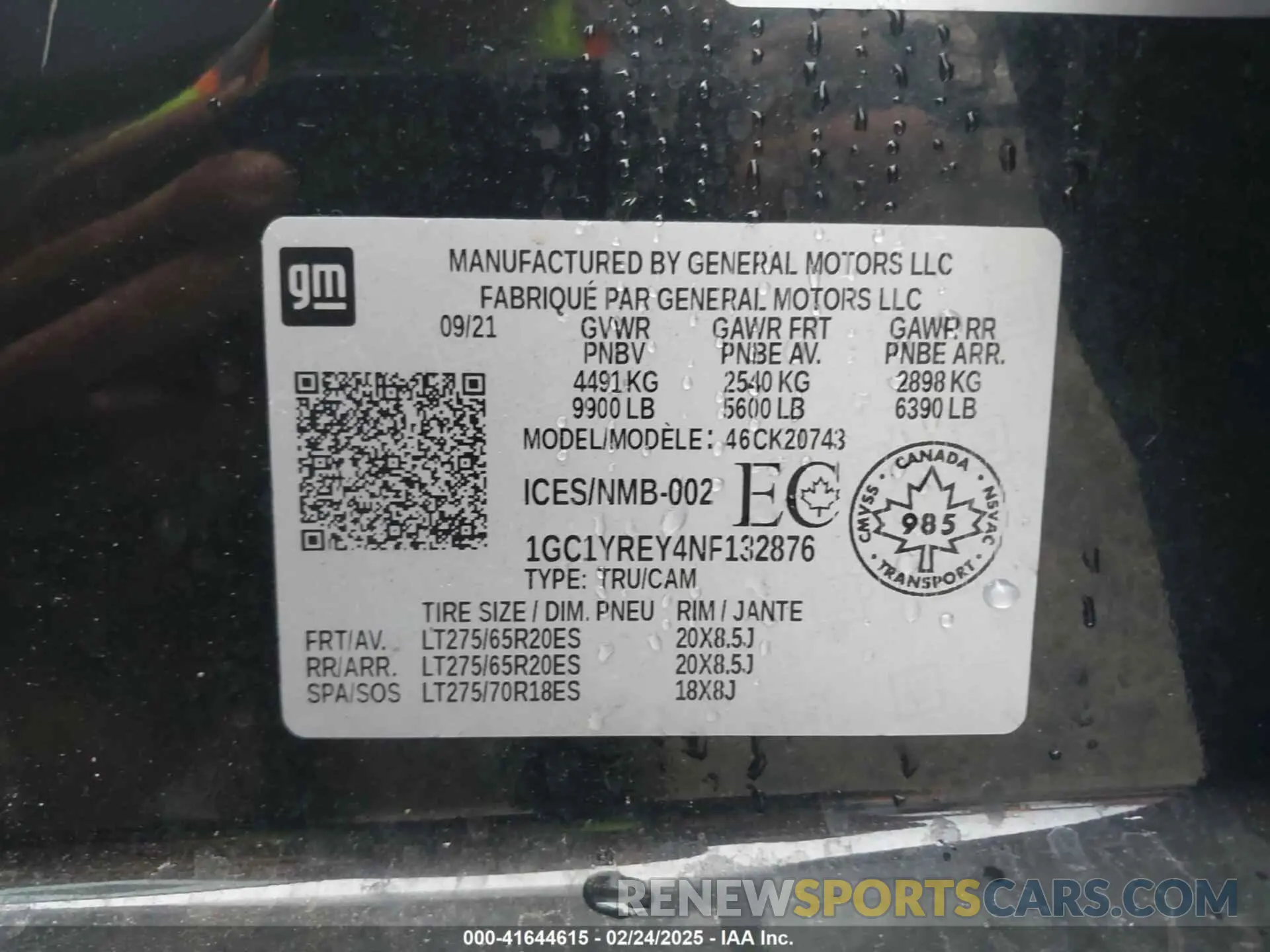 9 Photograph of a damaged car 1GC1YREY4NF132876 CHEVROLET SILVERADO 2500HD 2022