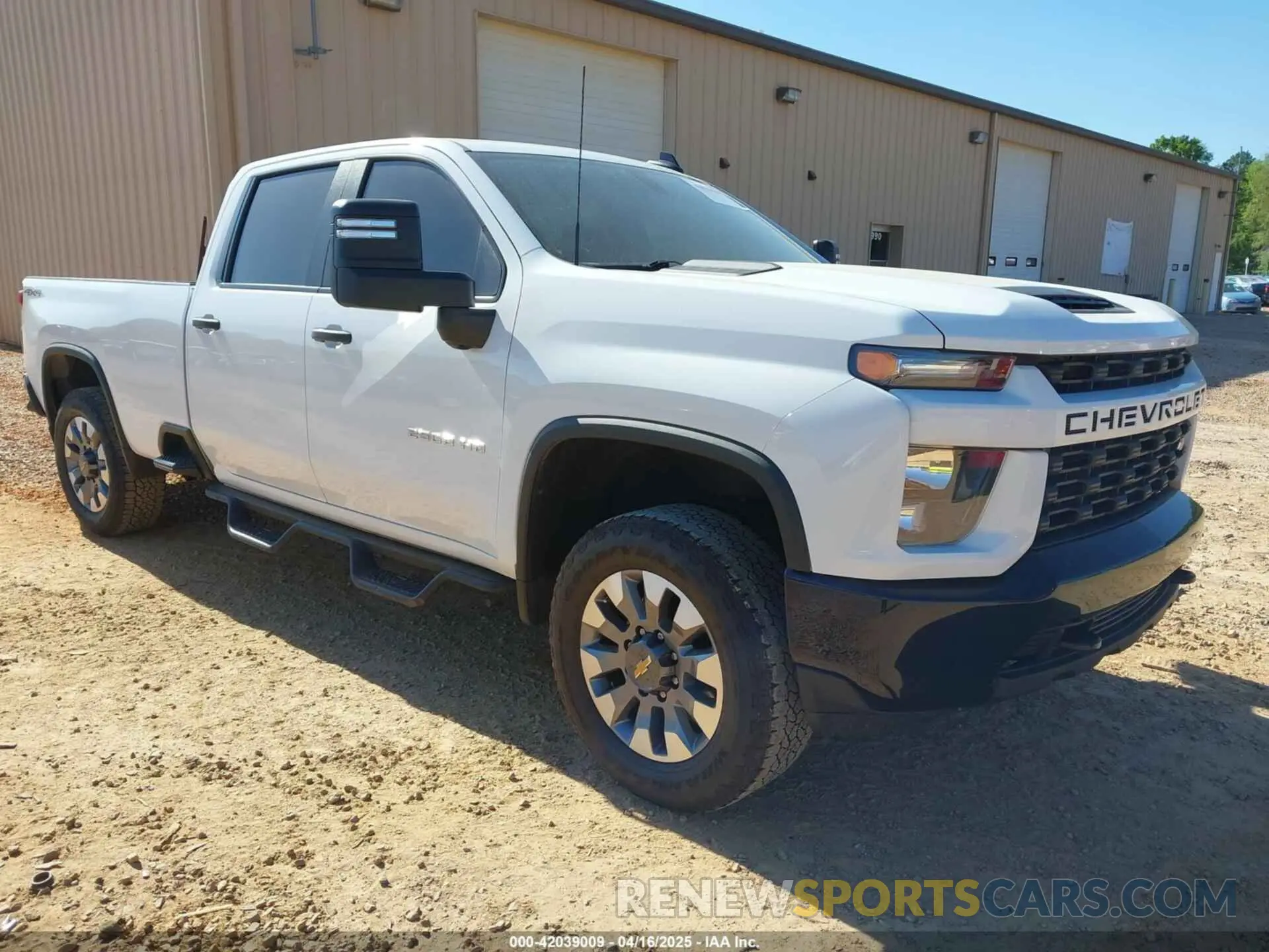 1 Фотография поврежденного автомобиля 1GC4YME71NF329267 CHEVROLET SILVERADO 2500HD 2022