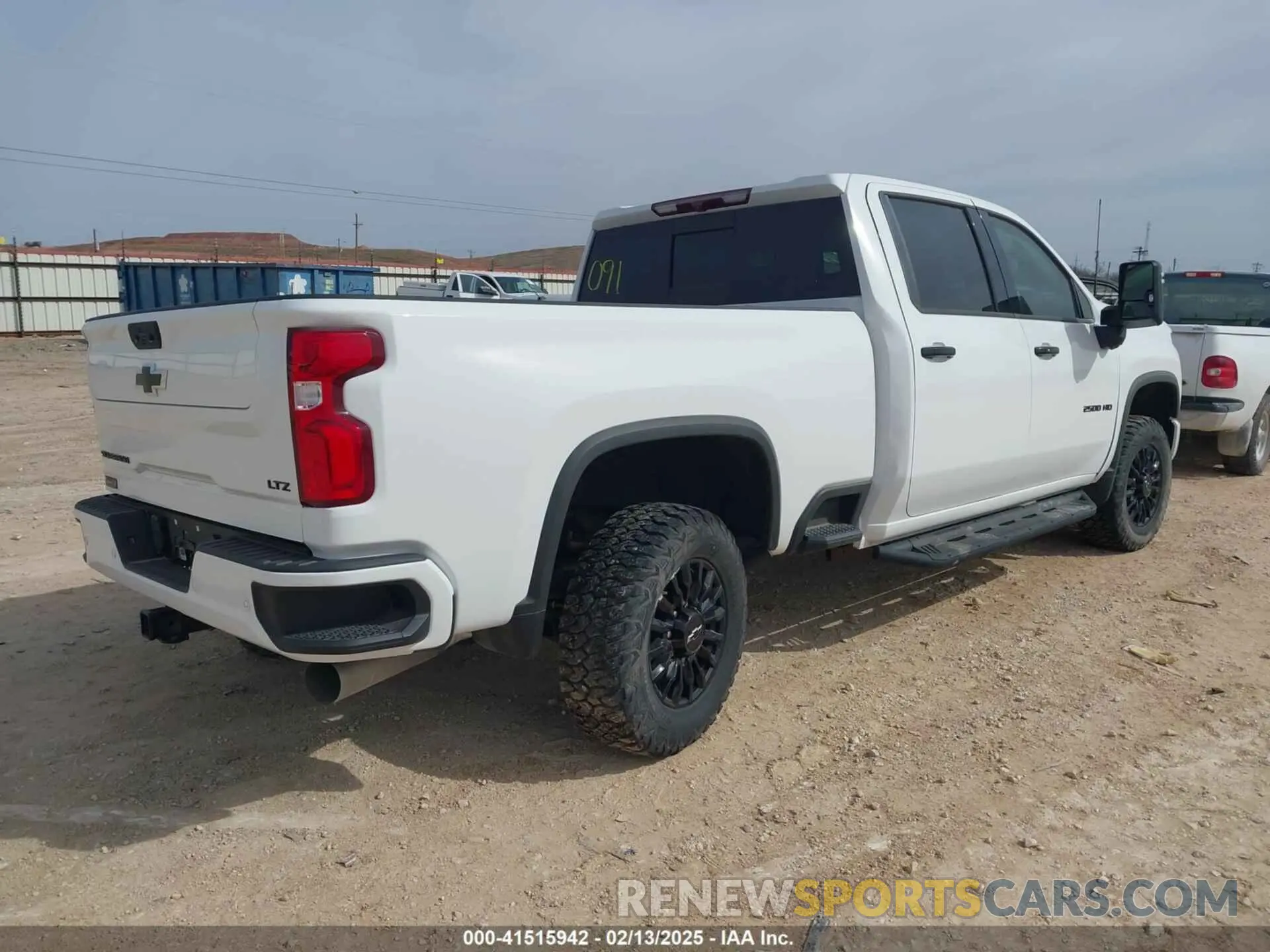 4 Фотография поврежденного автомобиля 1GC4YPEY4NF151820 CHEVROLET SILVERADO 2500HD 2022