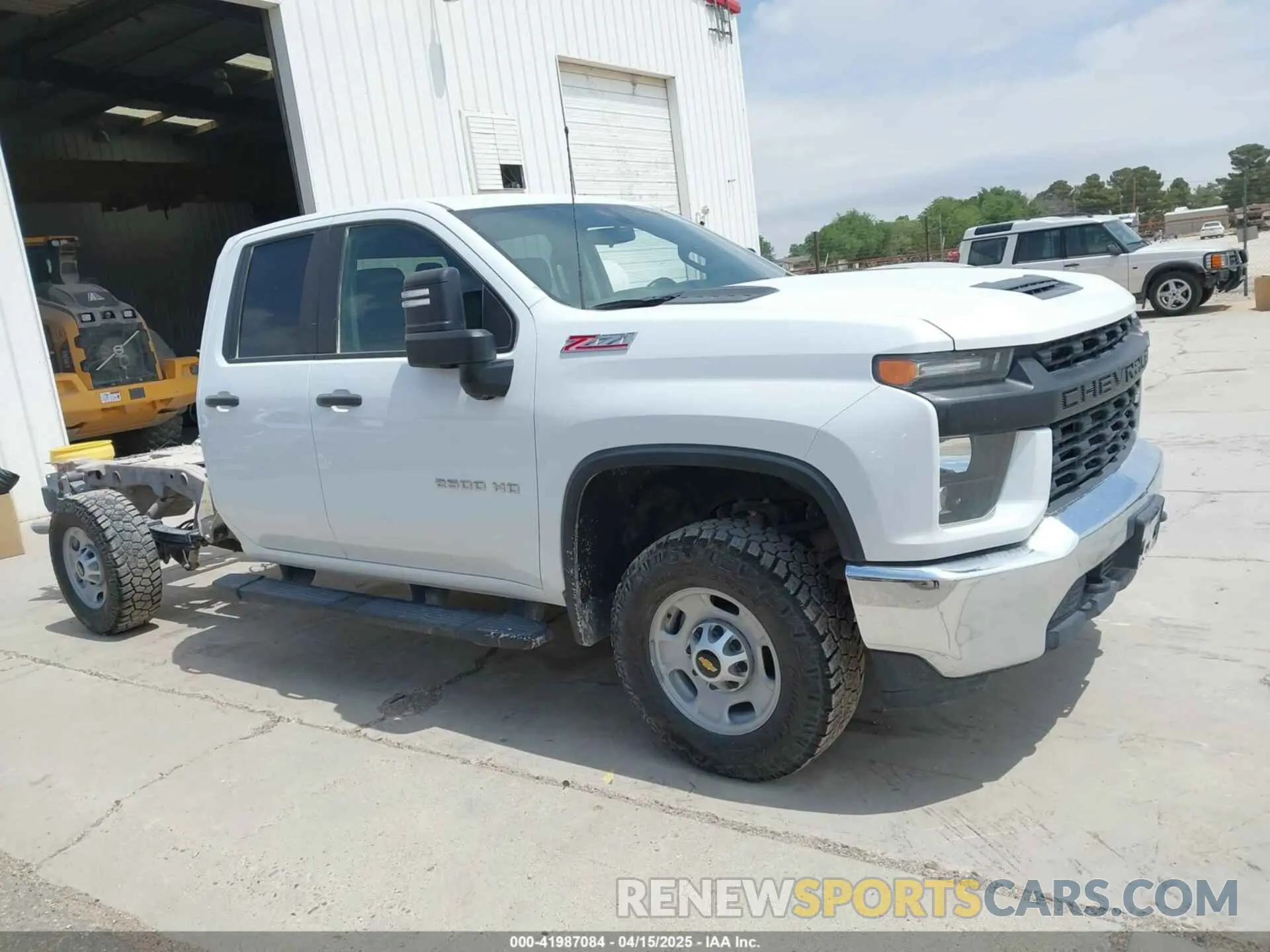 12 Фотография поврежденного автомобиля 1GC5YLE76NF200732 CHEVROLET SILVERADO 2500HD 2022
