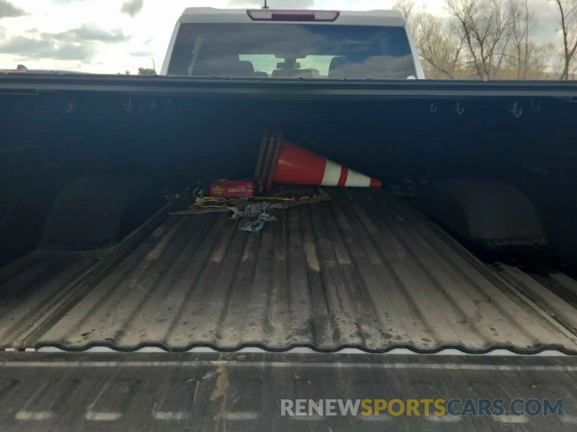 11 Фотография поврежденного автомобиля 2GC1YME75N1222801 CHEVROLET SILVERADO 2500HD 2022