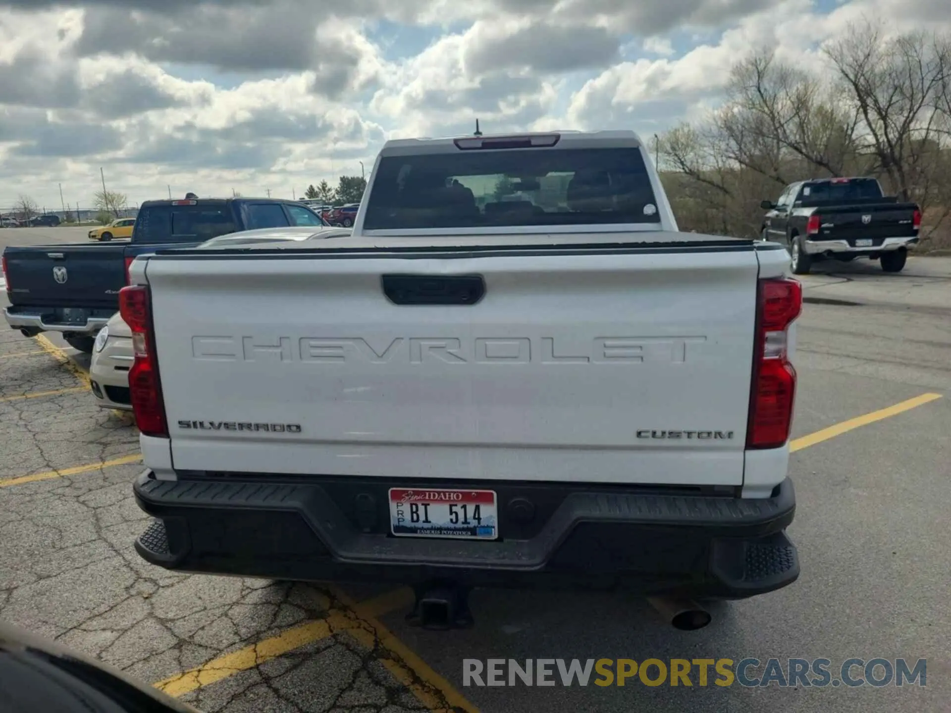 33 Фотография поврежденного автомобиля 2GC1YME75N1222801 CHEVROLET SILVERADO 2500HD 2022