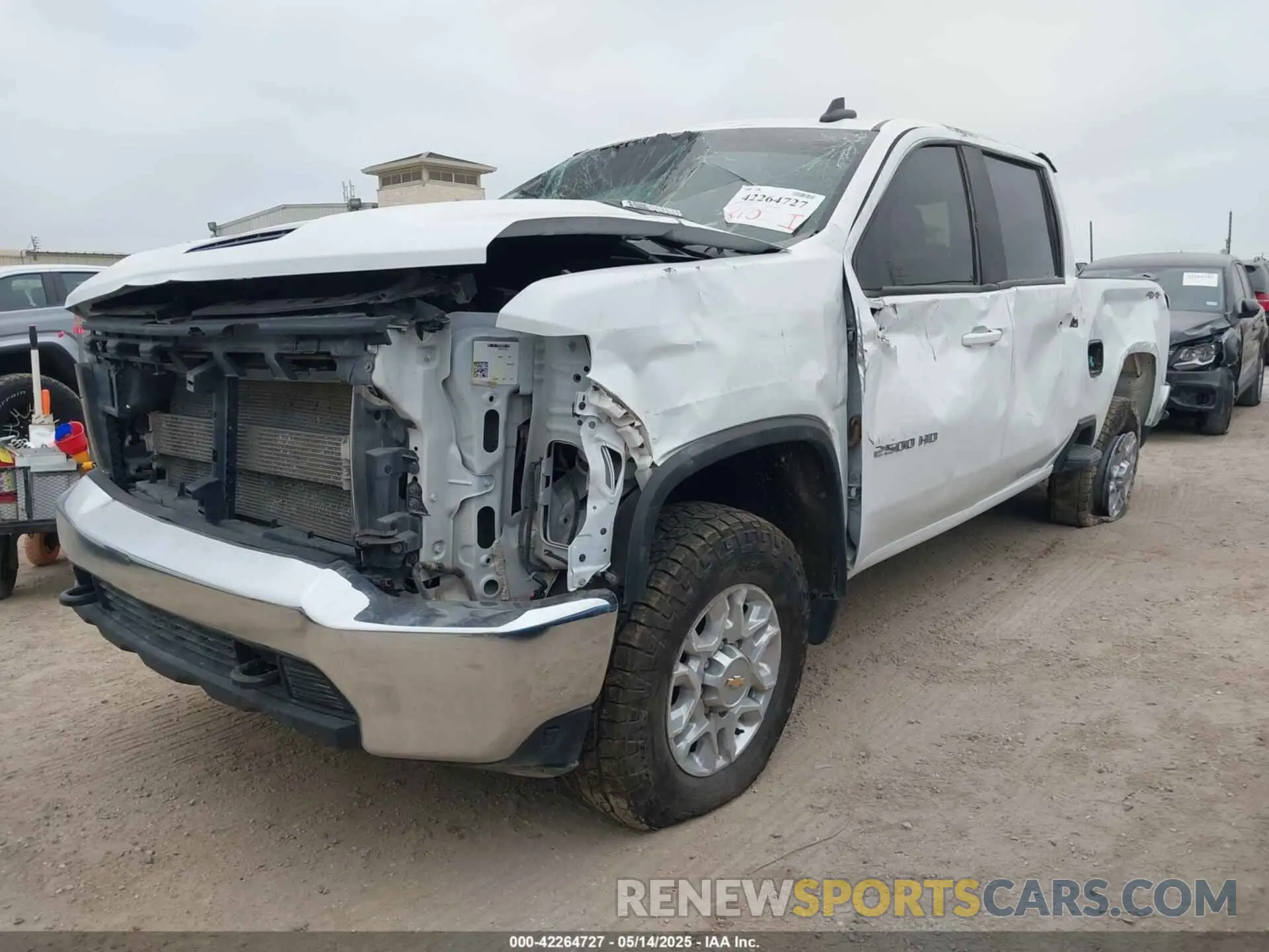 2 Фотография поврежденного автомобиля 2GC1YNEYXN1203403 CHEVROLET SILVERADO 2500HD 2022