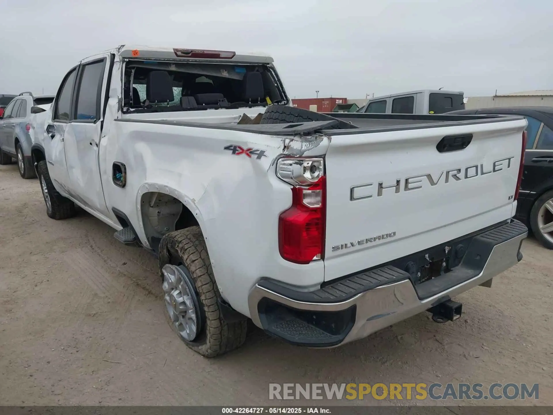 3 Фотография поврежденного автомобиля 2GC1YNEYXN1203403 CHEVROLET SILVERADO 2500HD 2022