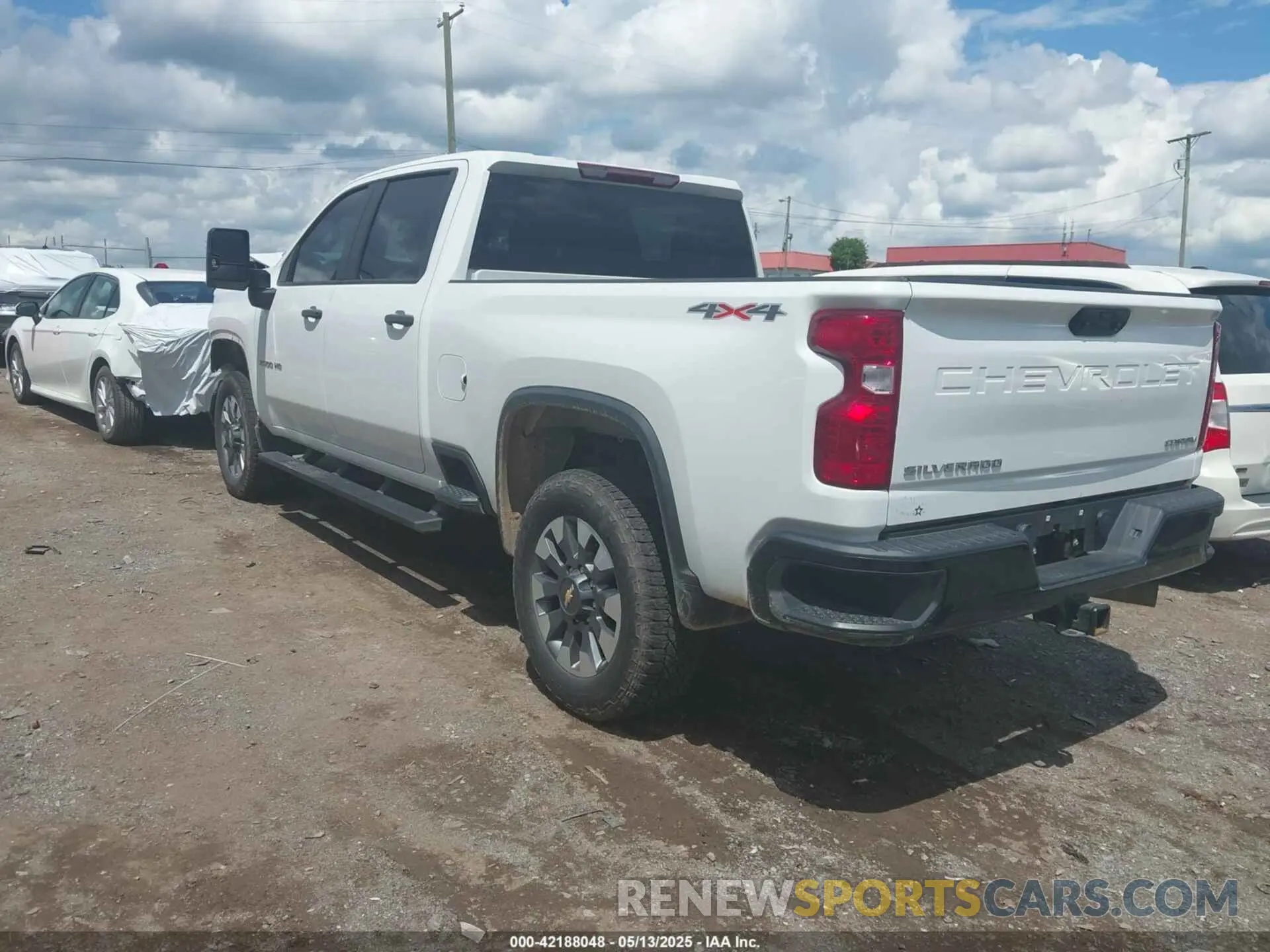 3 Фотография поврежденного автомобиля 2GC4YMEY1N1202132 CHEVROLET SILVERADO 2500HD 2022
