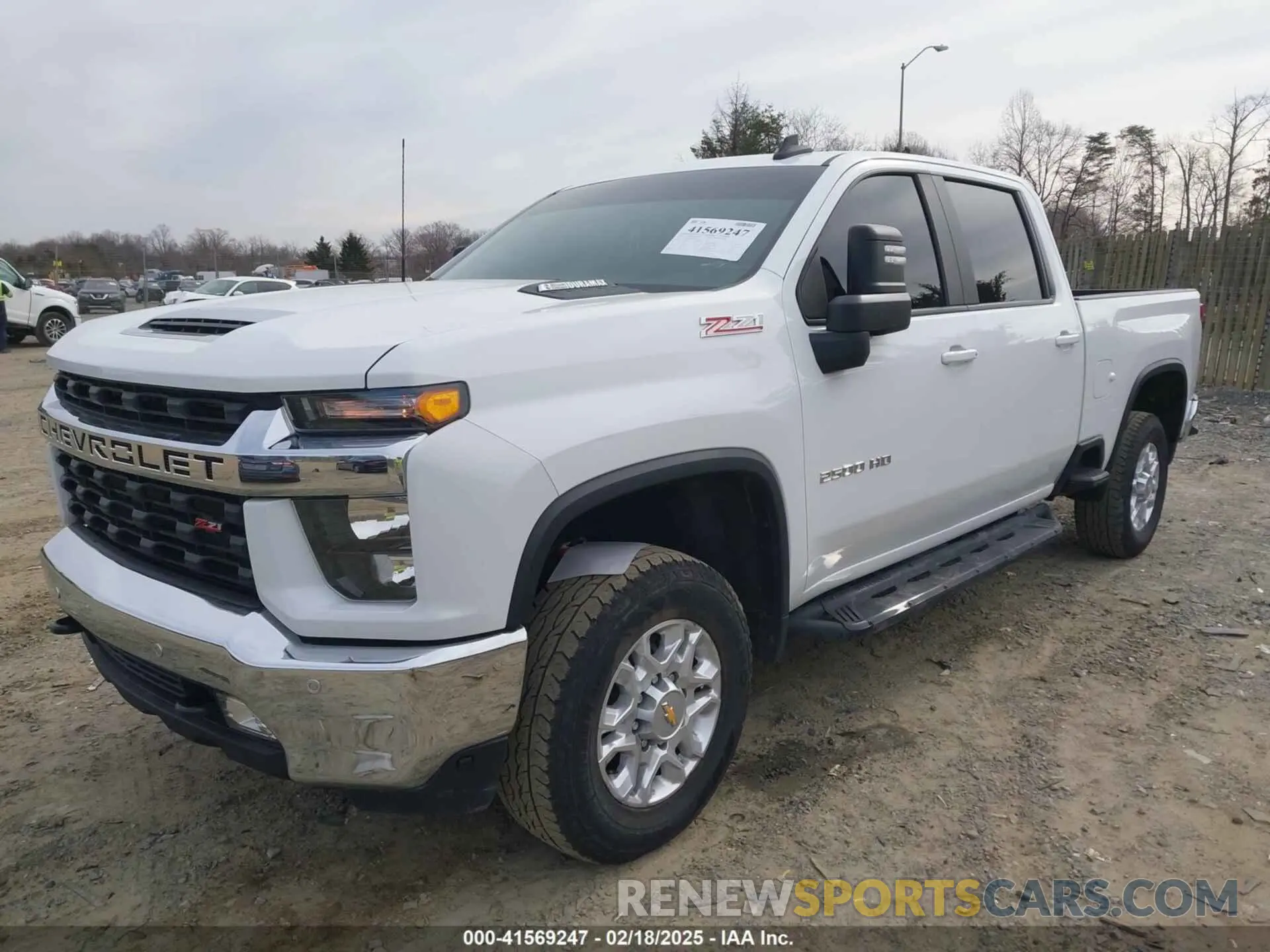 2 Фотография поврежденного автомобиля 2GC4YNEY4N1225880 CHEVROLET SILVERADO 2500HD 2022