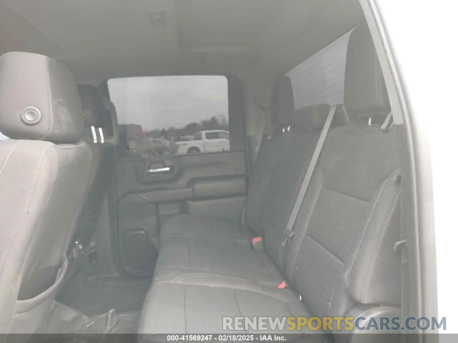 6 Фотография поврежденного автомобиля 2GC4YNEY4N1225880 CHEVROLET SILVERADO 2500HD 2022