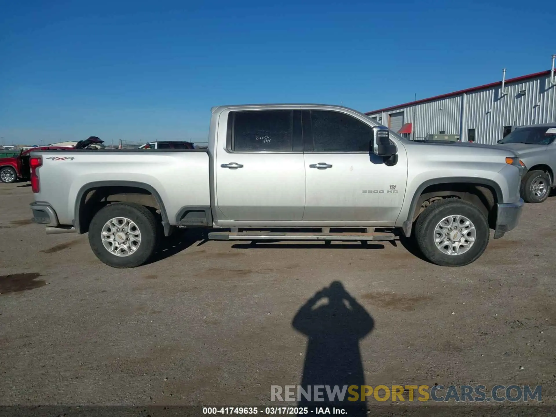 13 Photograph of a damaged car 2GC4YPEY9N1200520 CHEVROLET SILVERADO 2500HD 2022