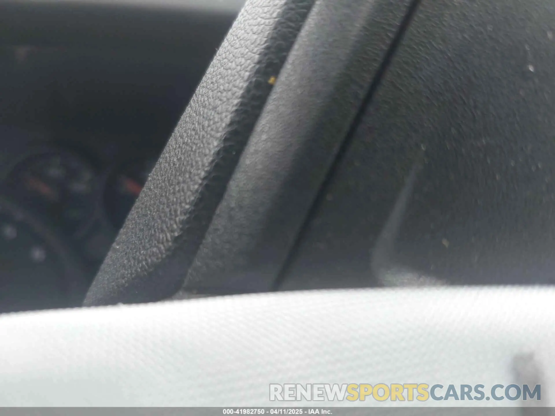 7 Photograph of a damaged car 1GB0WLE70PF233166 CHEVROLET SILVERADO 2500HD 2023