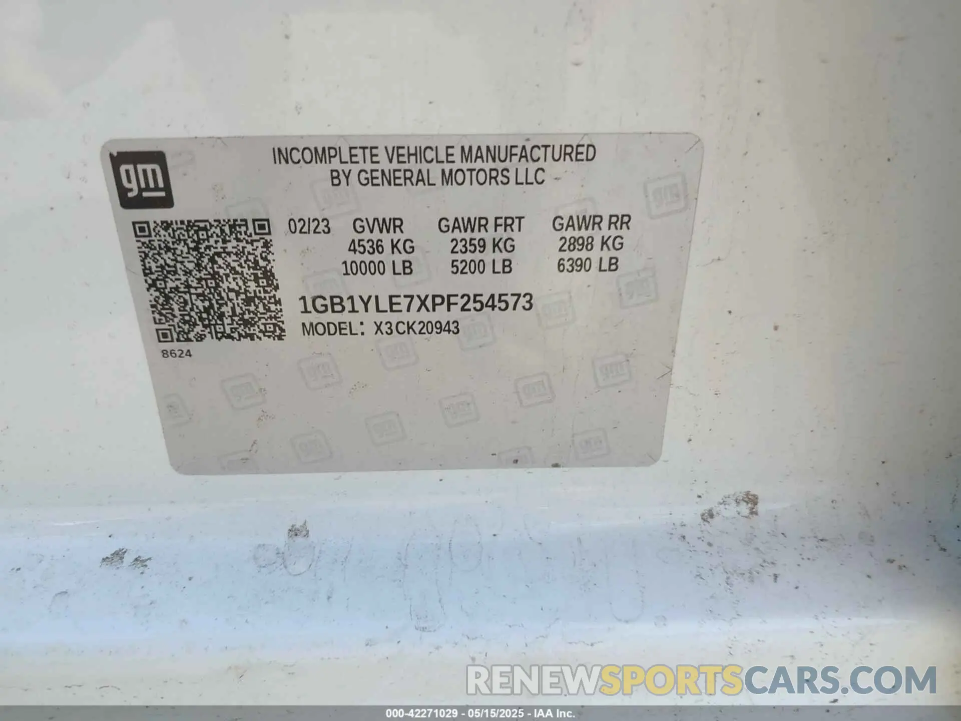 9 Photograph of a damaged car 1GB1YLE7XPF254573 CHEVROLET SILVERADO 2500HD 2023