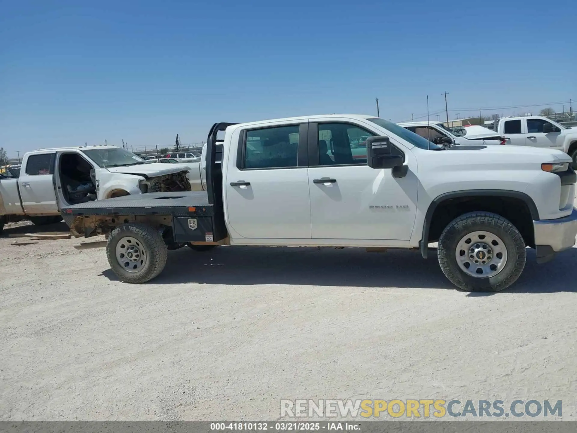 12 Photograph of a damaged car 1GB4YLE71PF160904 CHEVROLET SILVERADO 2500HD 2023