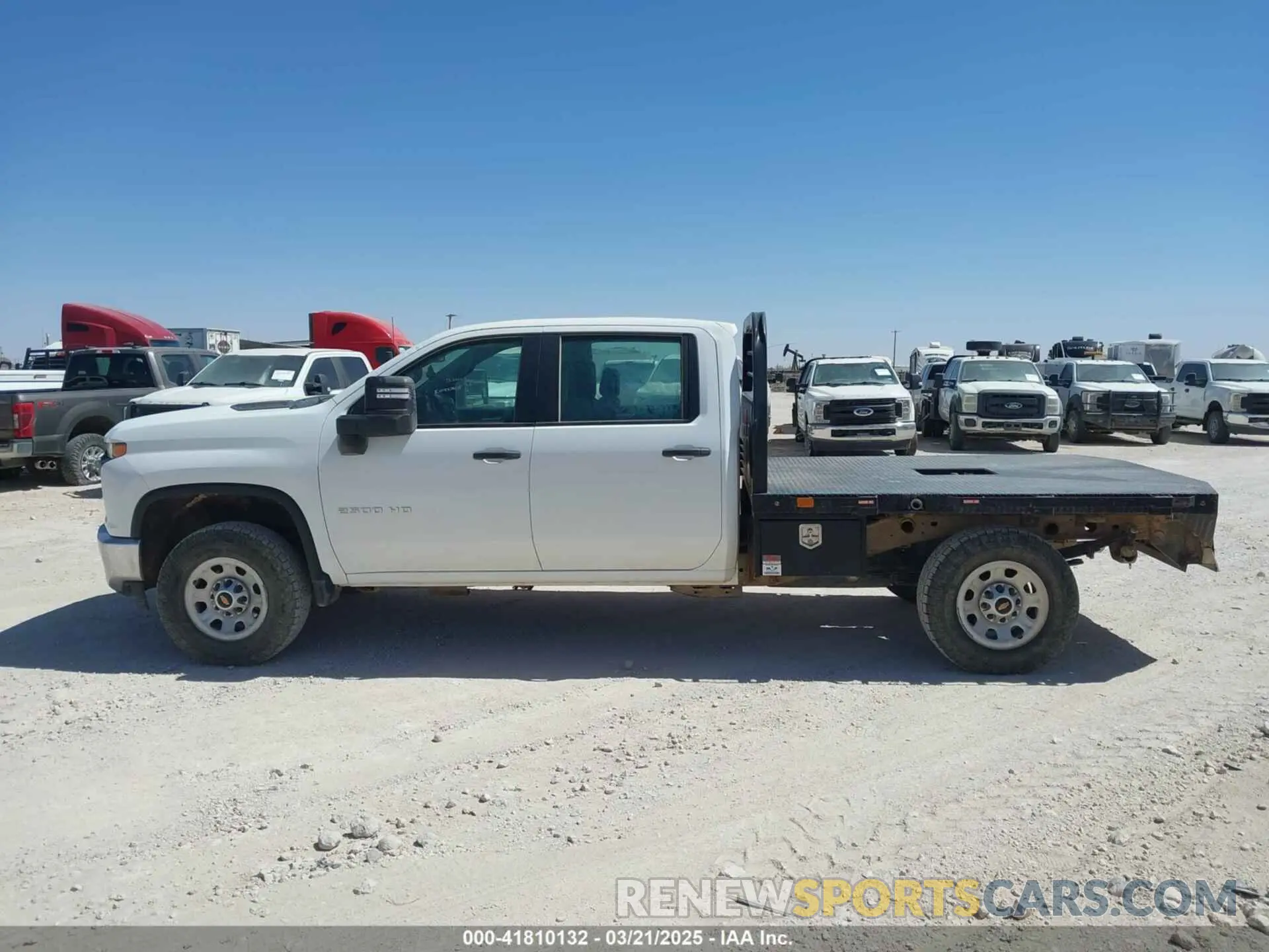 13 Photograph of a damaged car 1GB4YLE71PF160904 CHEVROLET SILVERADO 2500HD 2023