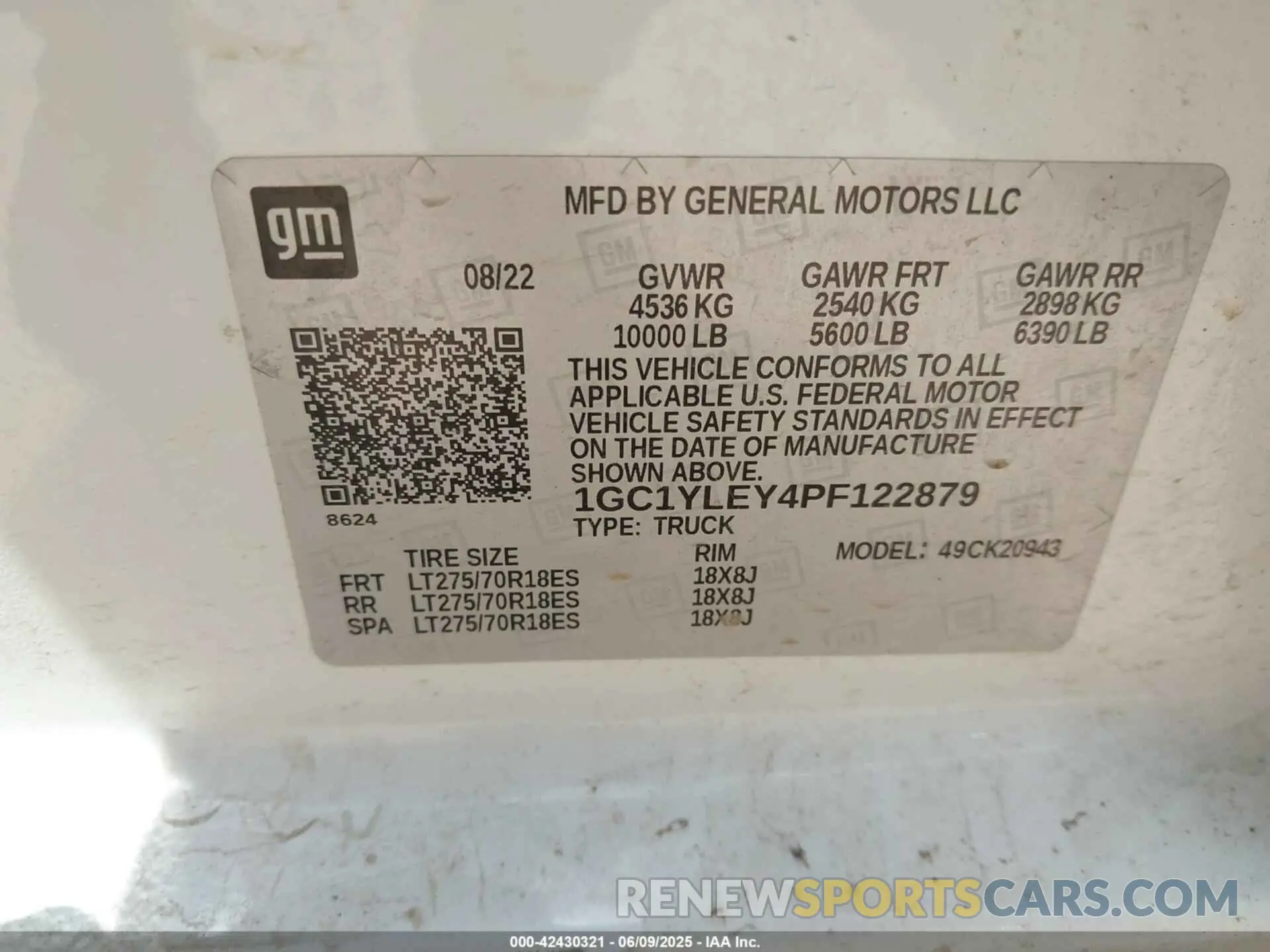 9 Photograph of a damaged car 1GC1YLEY4PF122879 CHEVROLET SILVERADO 2500HD 2023