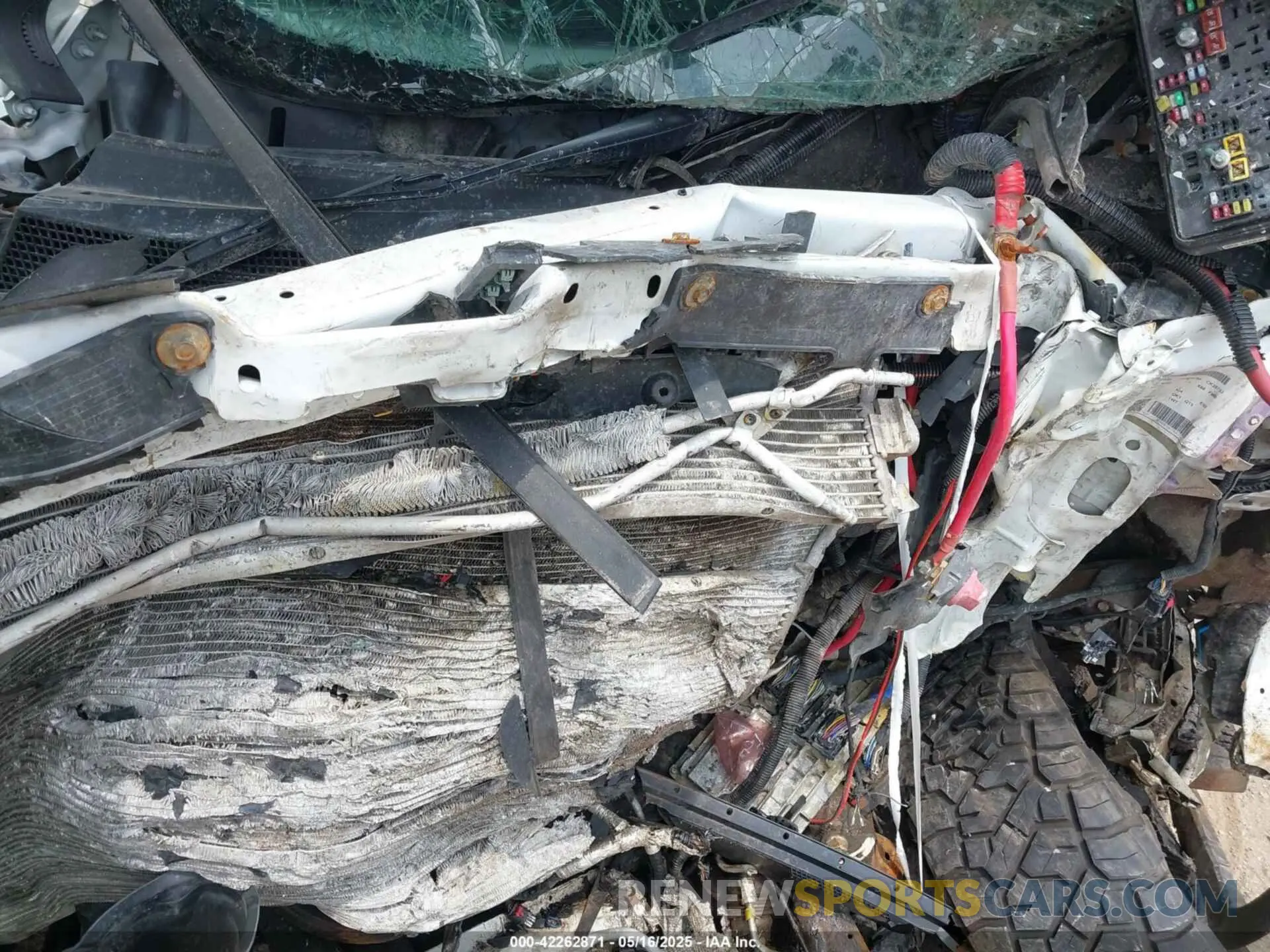 10 Photograph of a damaged car 1GC2YLE75PF217964 CHEVROLET SILVERADO 2500HD 2023
