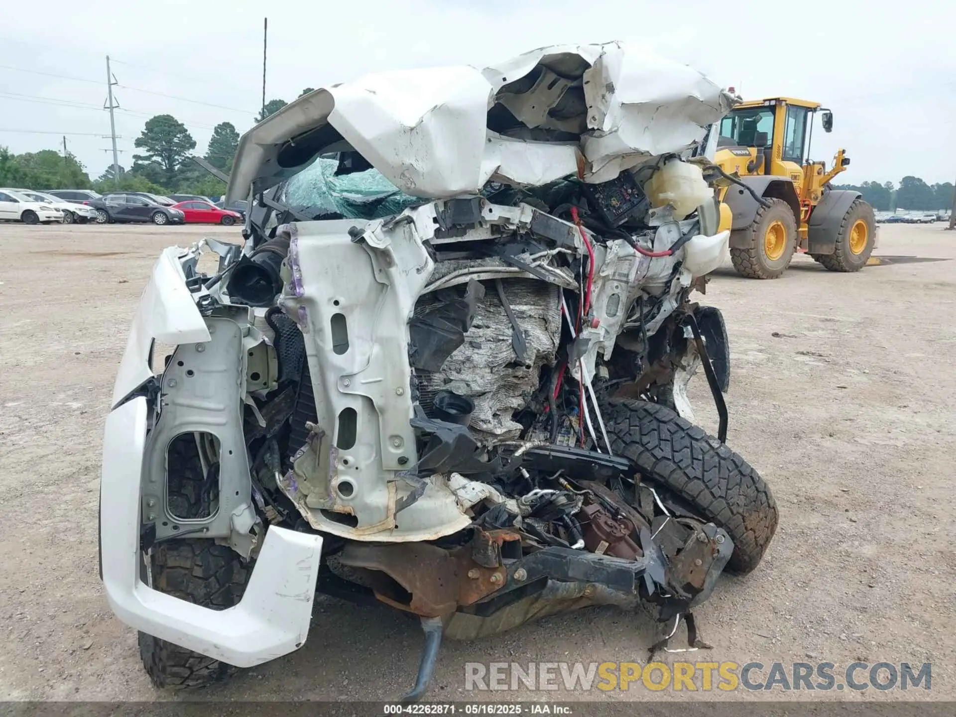 13 Photograph of a damaged car 1GC2YLE75PF217964 CHEVROLET SILVERADO 2500HD 2023