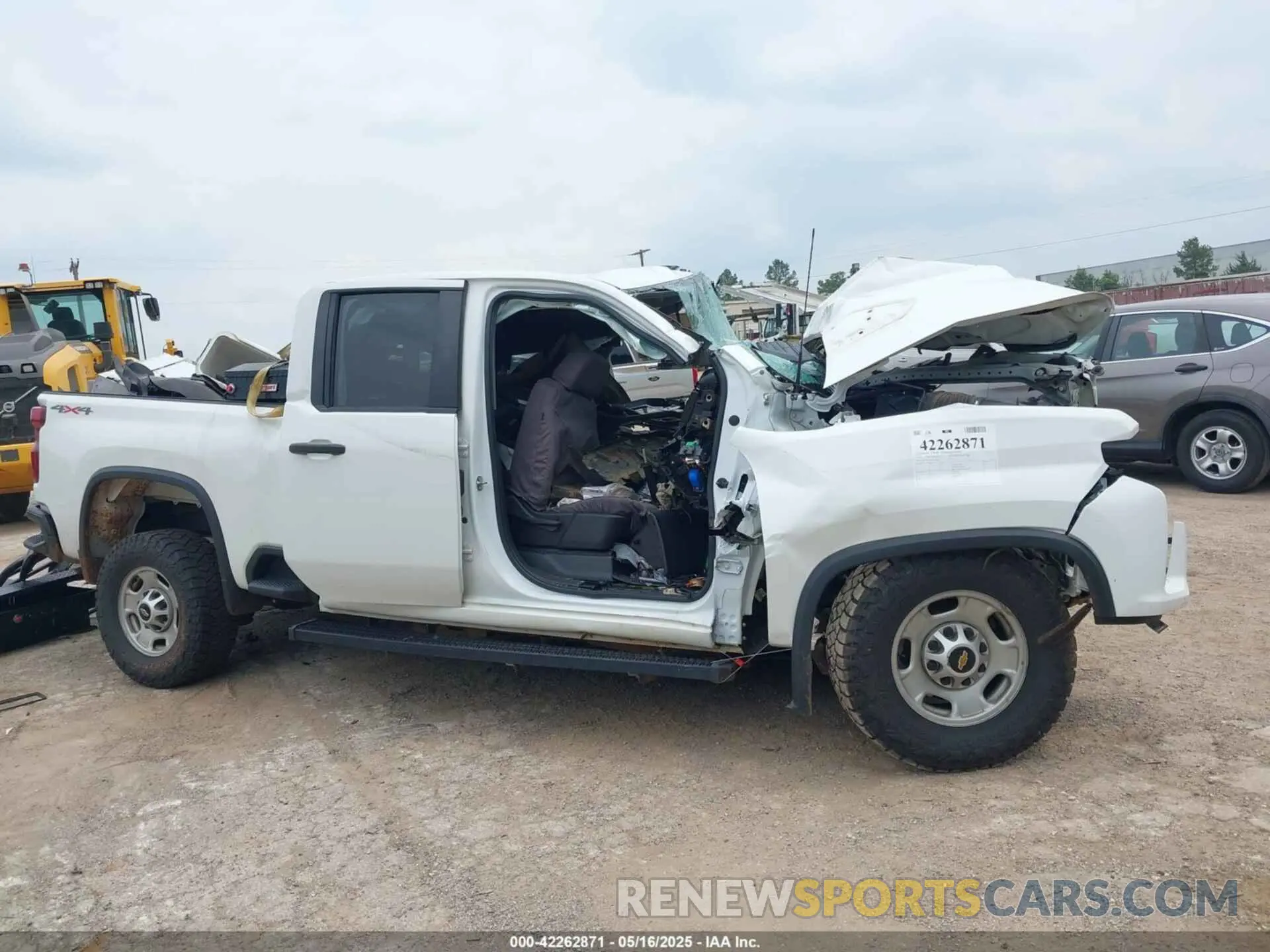 14 Photograph of a damaged car 1GC2YLE75PF217964 CHEVROLET SILVERADO 2500HD 2023