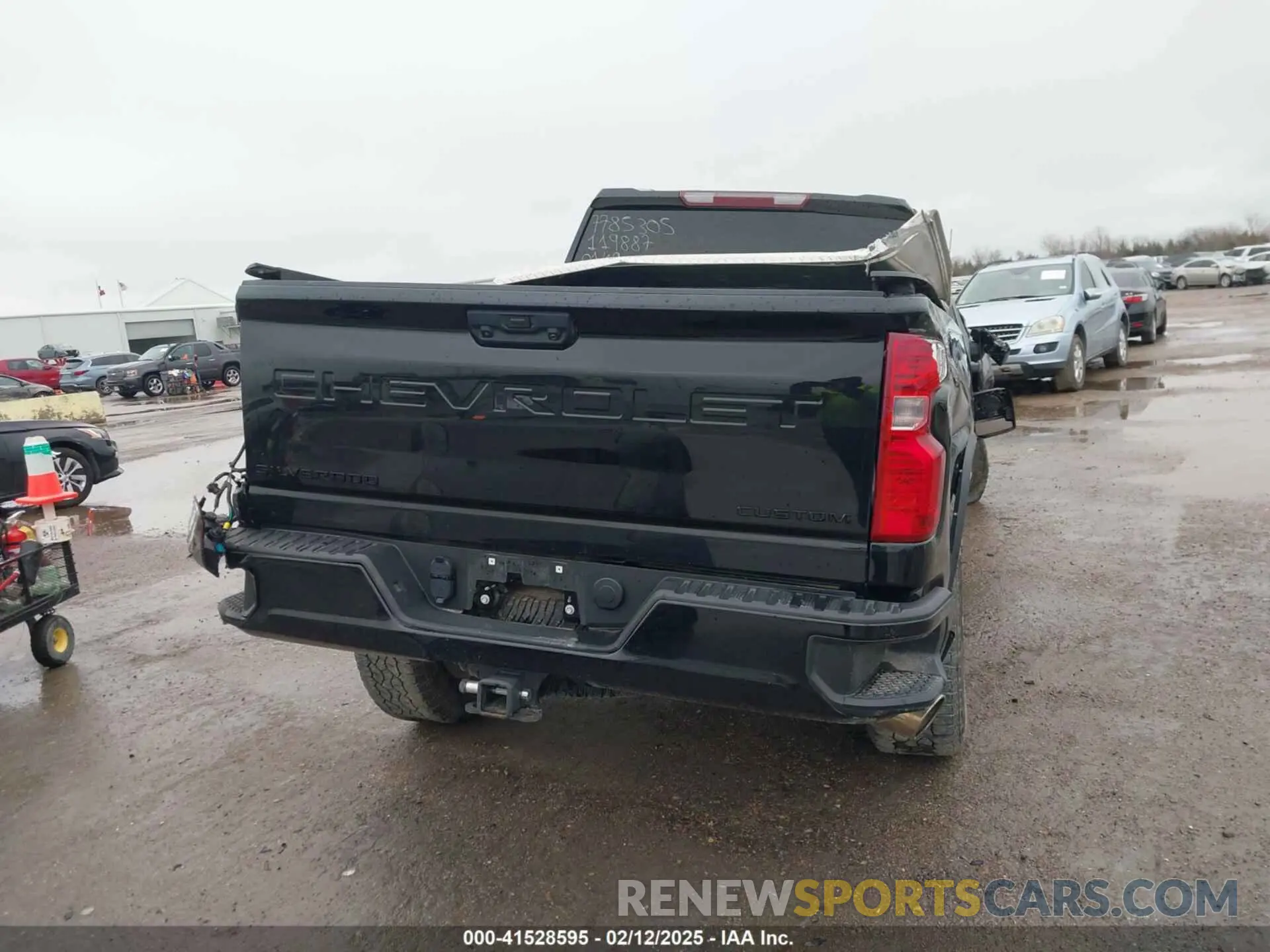 14 Photograph of a damaged car 1GC4YME77PF119887 CHEVROLET SILVERADO 2500HD 2023
